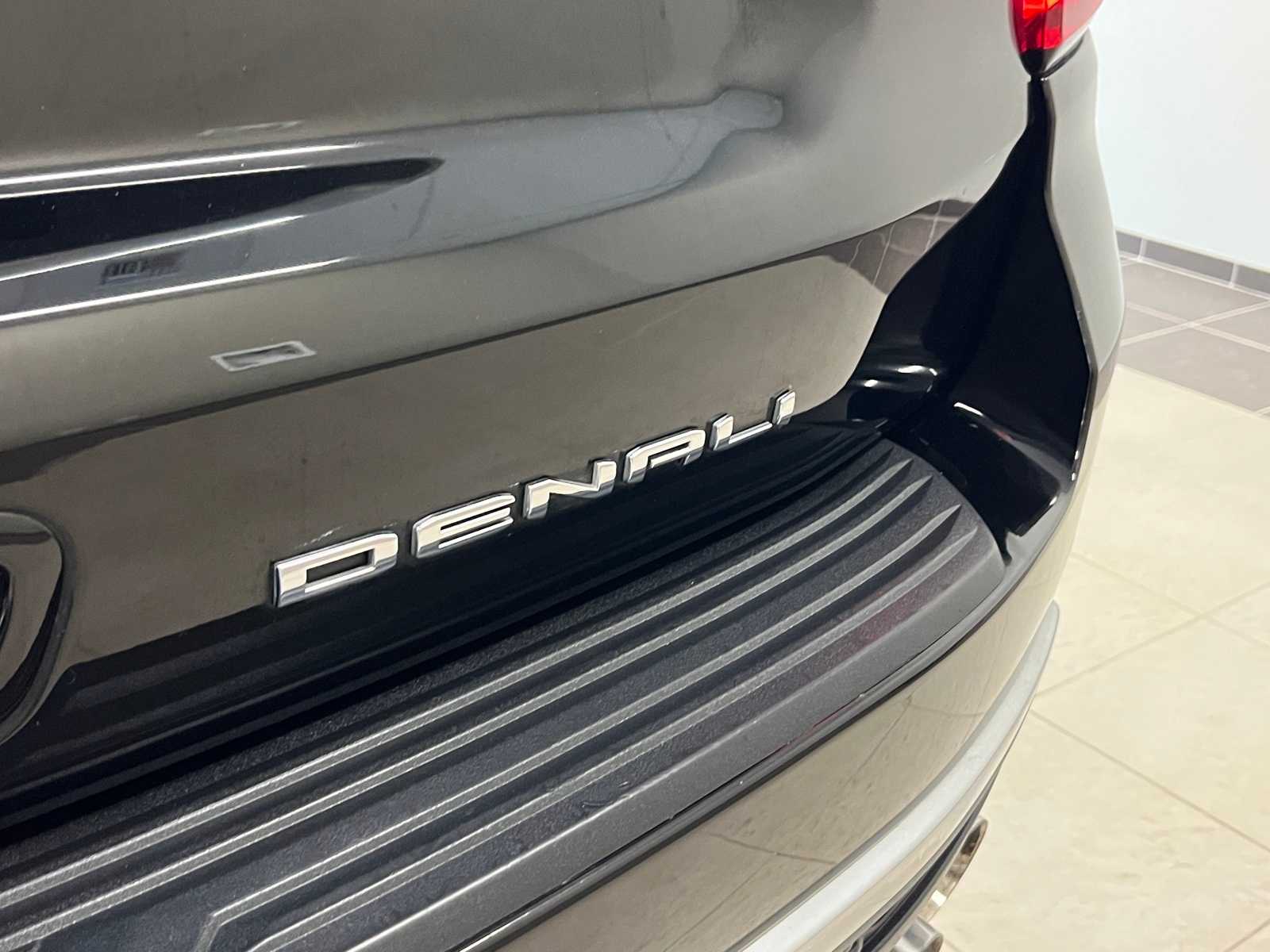 Thumbnail: 2022 GMC Yukon - 6