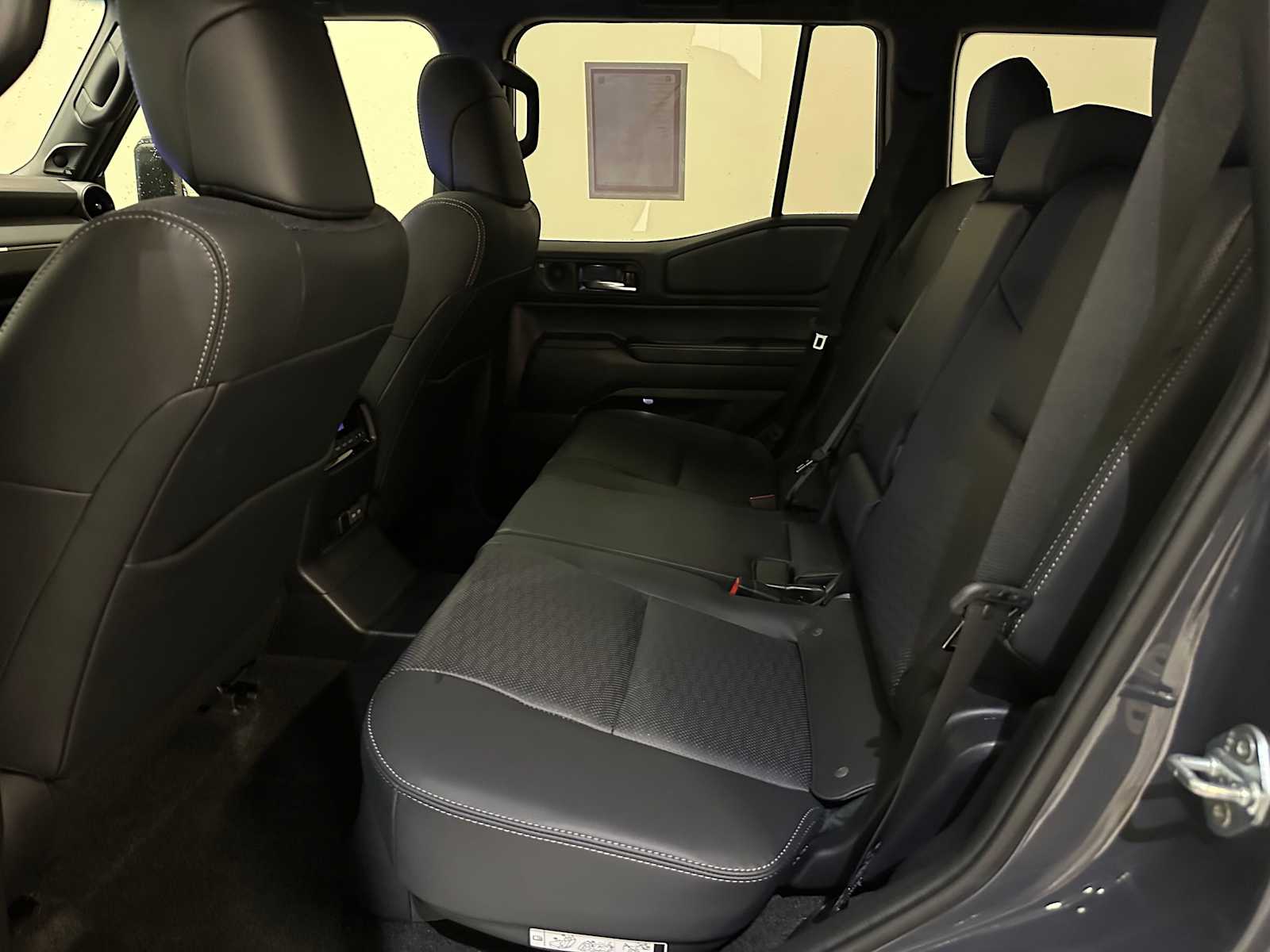 Thumbnail: 2025 Toyota Land Cruiser - 26