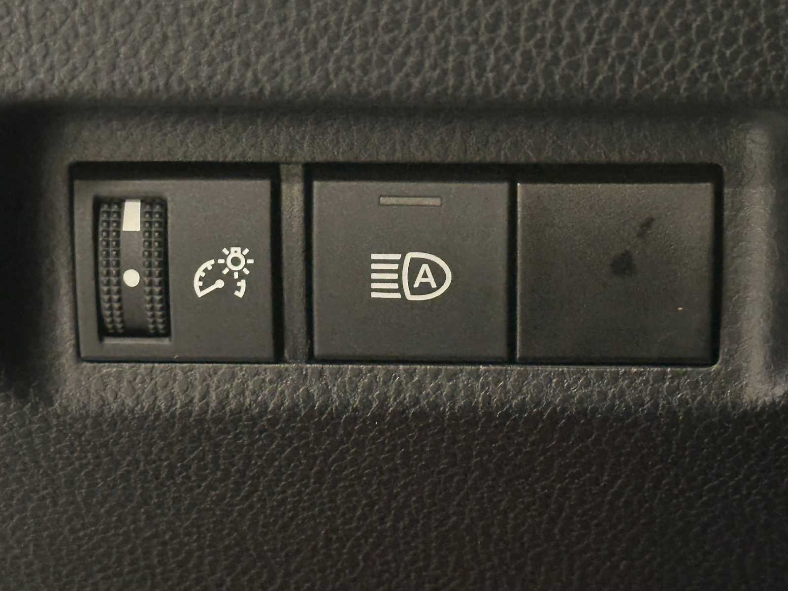 Thumbnail: 2024 Toyota RAV4 - 18