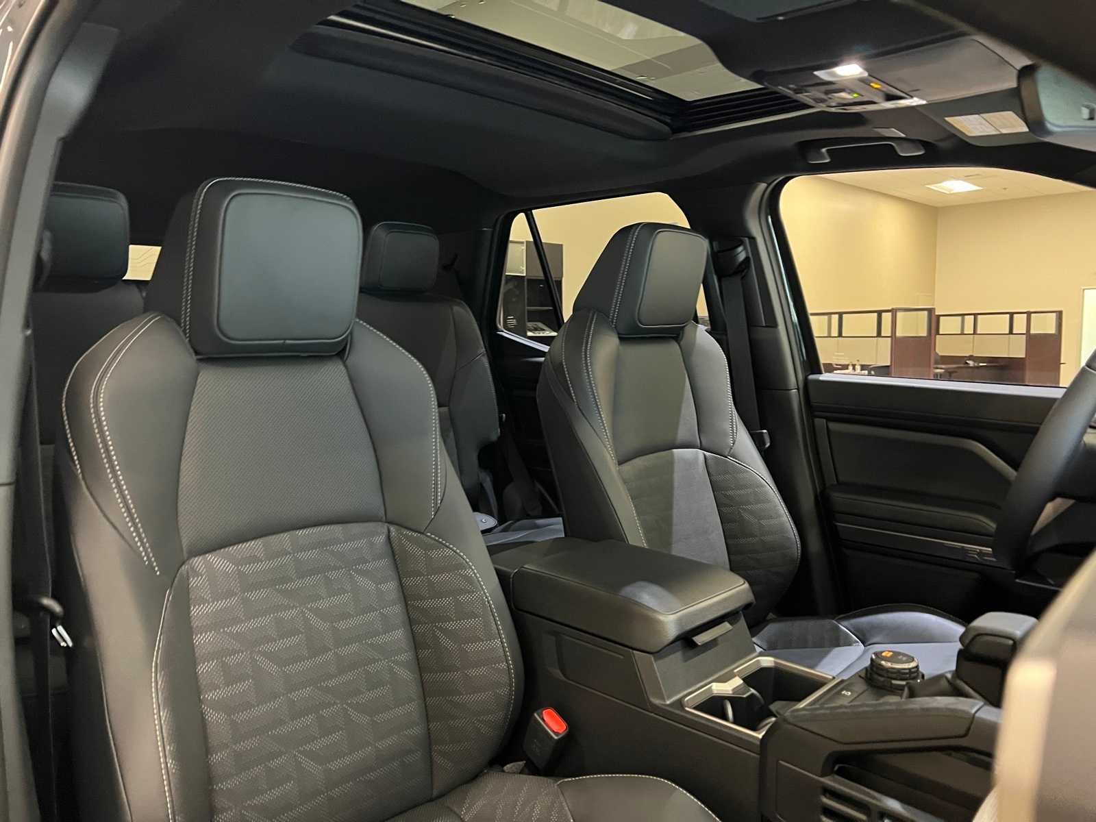 Thumbnail: 2025 Toyota 4Runner - 14