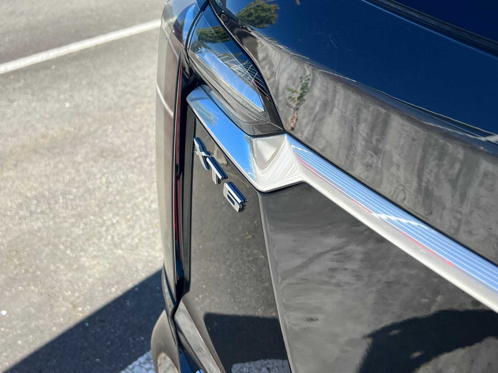 Thumbnail: 2020 Cadillac XT6 - 9