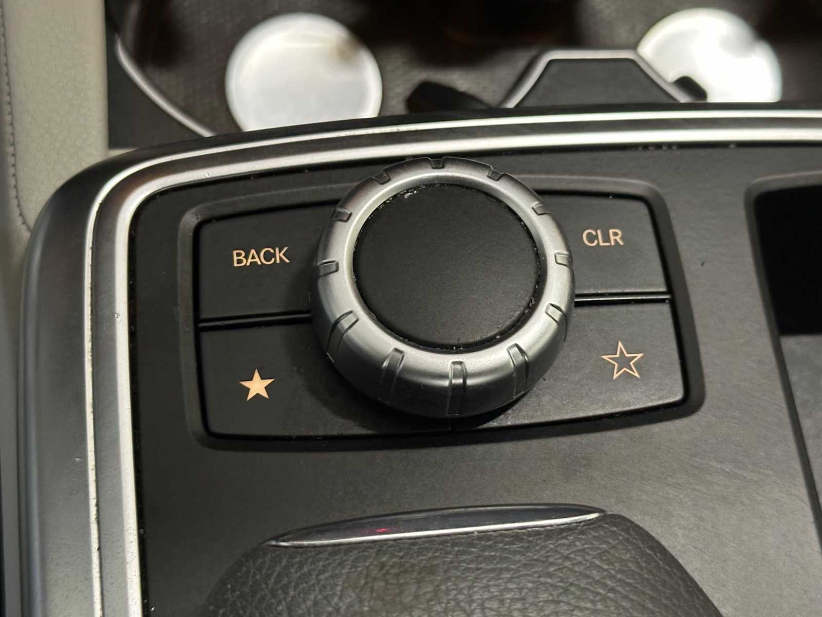 Thumbnail: 2014 Mercedes-Benz M-Class - 17