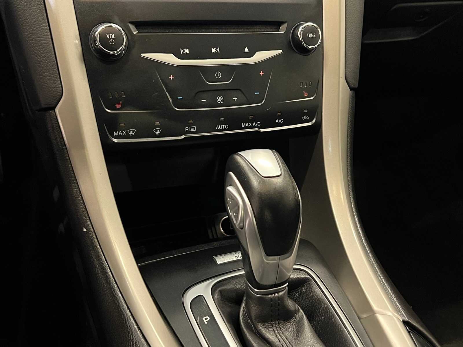 Thumbnail: 2014 Ford Fusion - 24