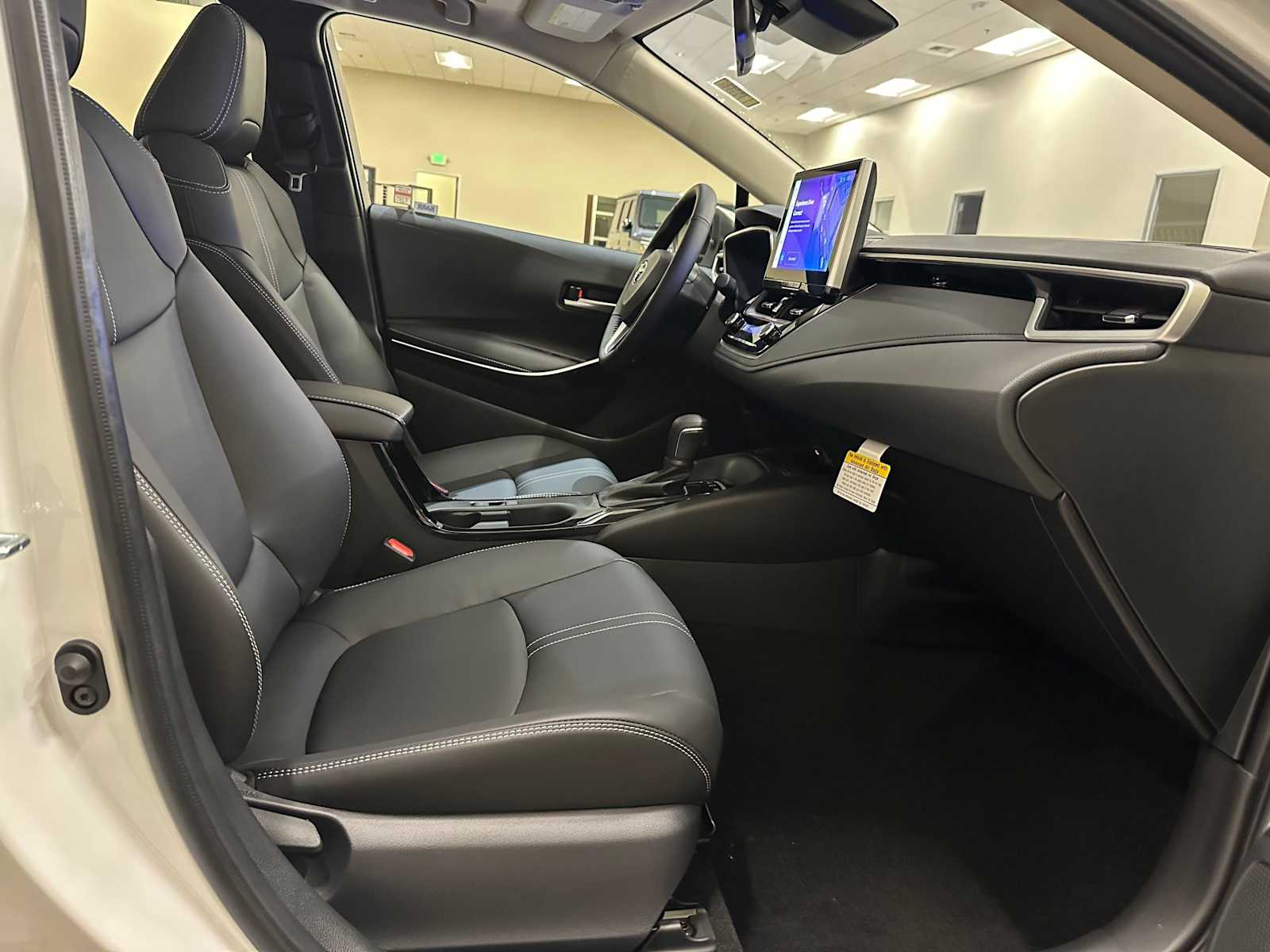 Thumbnail: 2026 Toyota Corolla - 26