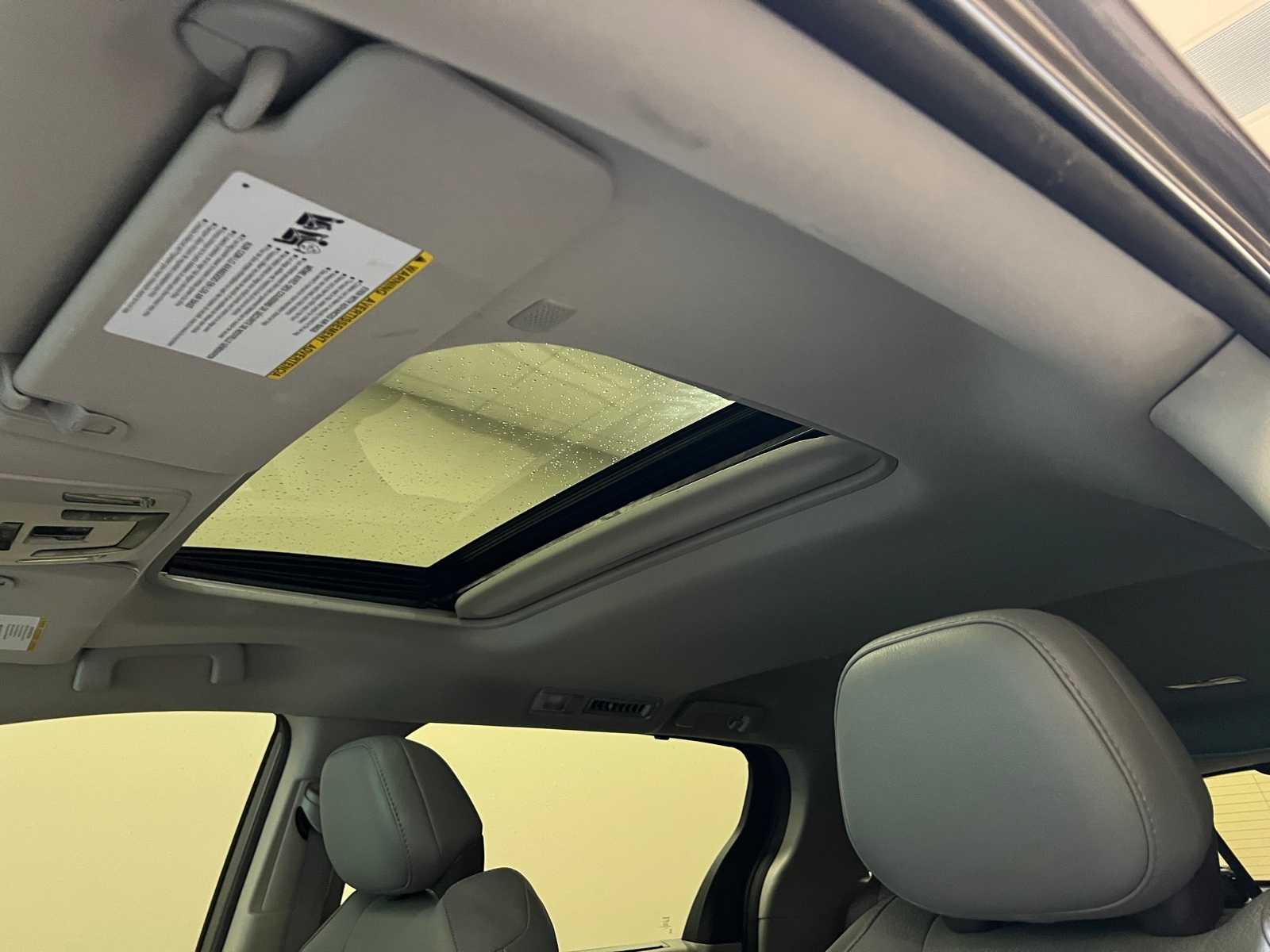 Thumbnail: 2021 Toyota Sienna - 17