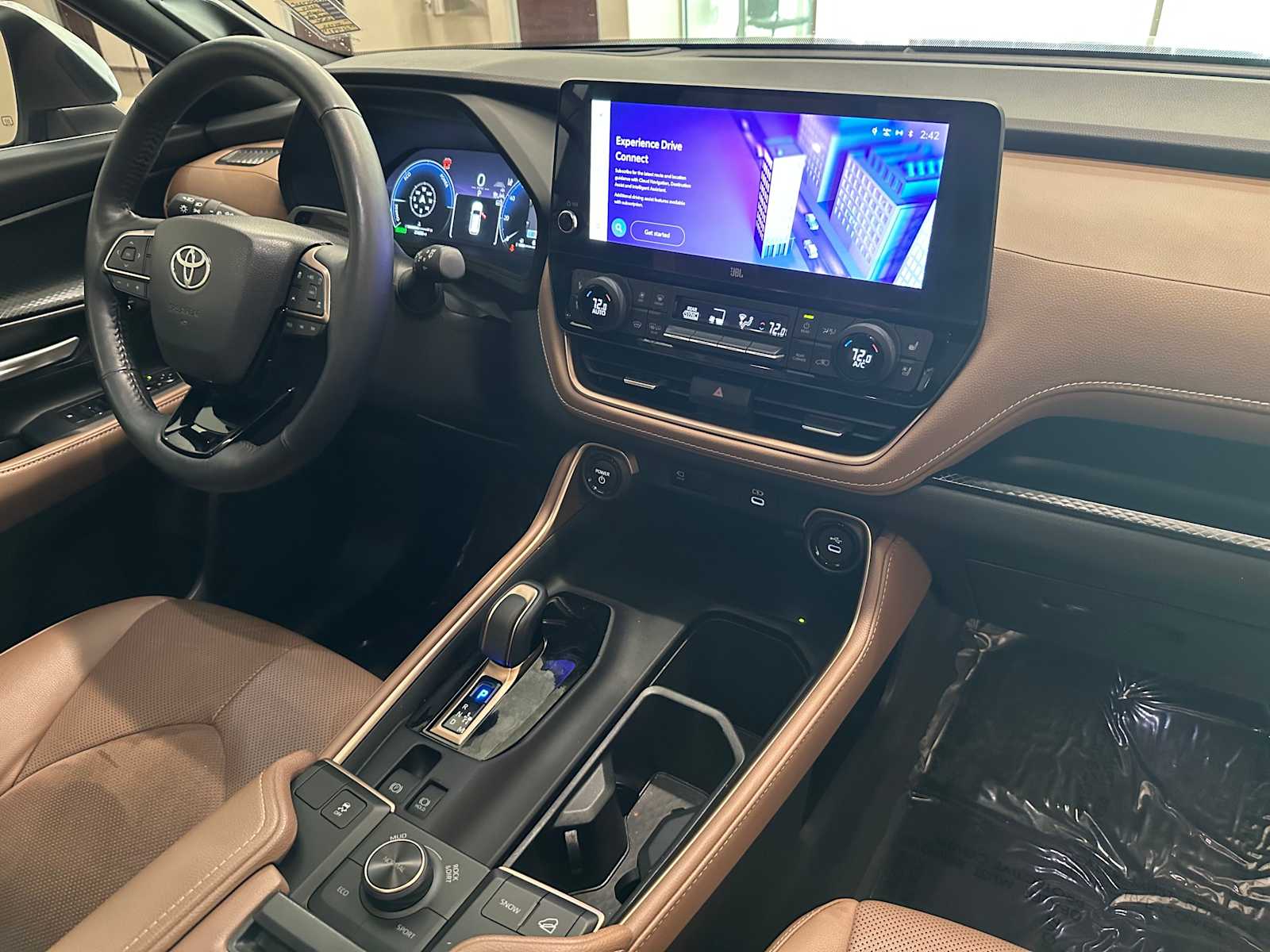 Thumbnail: 2024 Toyota Grand Highlander - 30