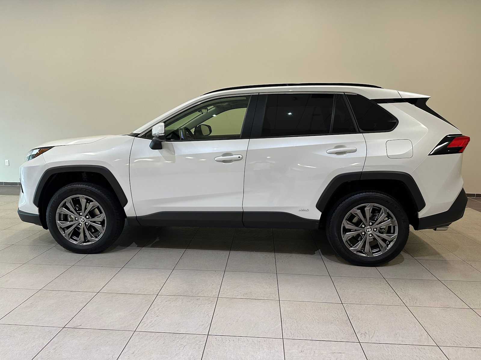 Thumbnail: 2023 Toyota RAV4 - 3