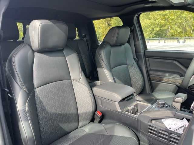 Thumbnail: 2024 Toyota Tacoma - 14