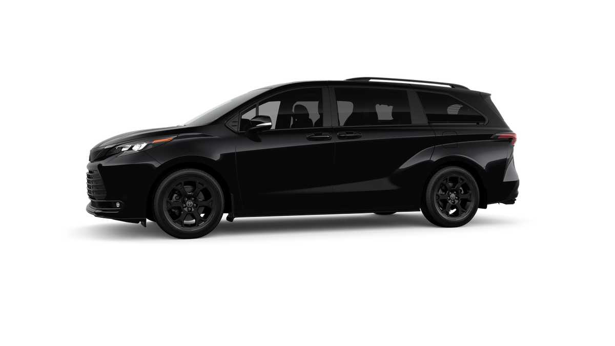 Thumbnail: 2026 Toyota Sienna - 3