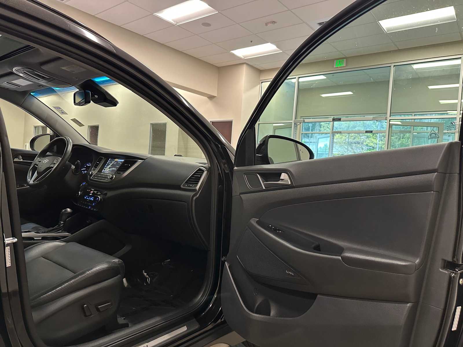Thumbnail: 2018 Hyundai Tucson - 29