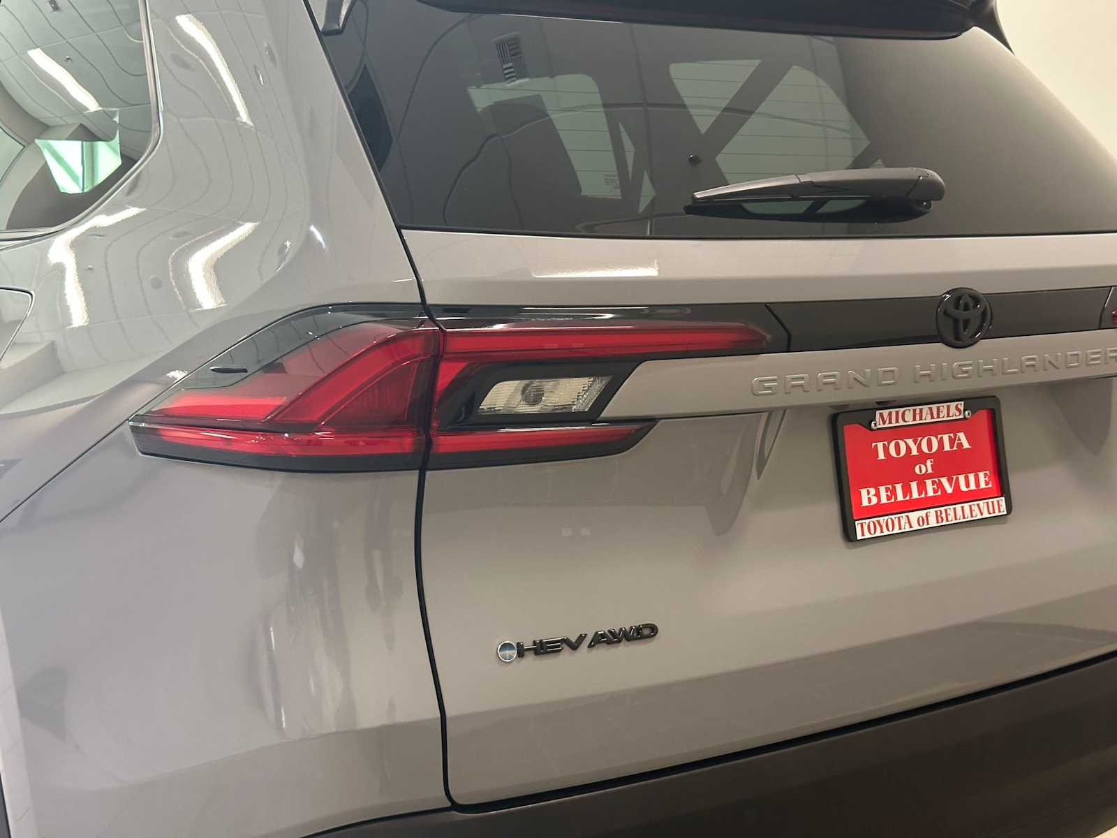 Thumbnail: 2025 Toyota Grand Highlander - 7