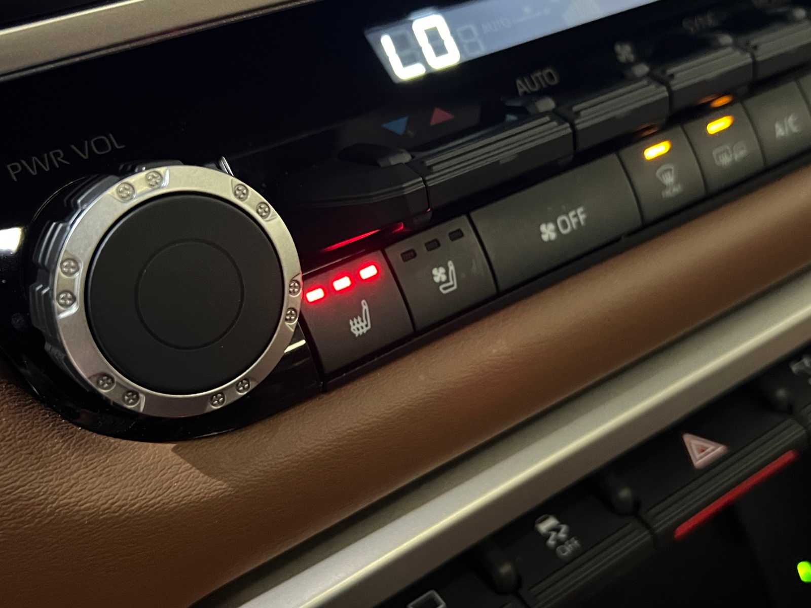 Thumbnail: 2024 Toyota Tundra - 27