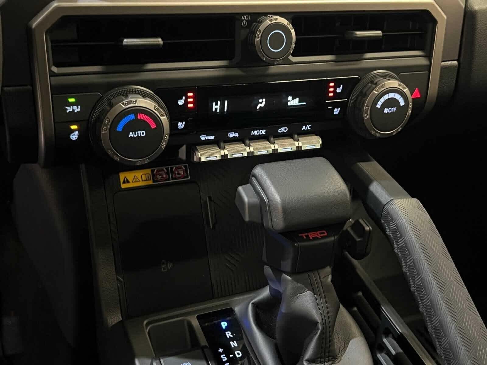 Thumbnail: 2025 Toyota 4Runner - 24