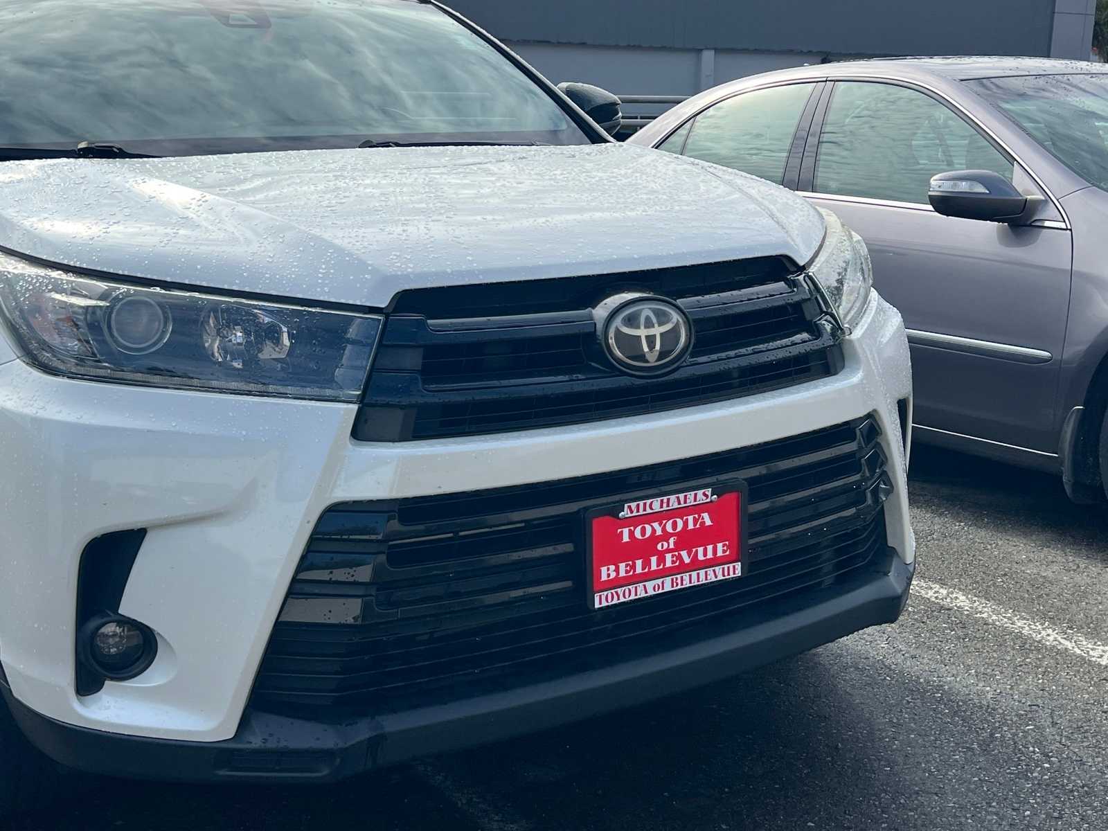 Thumbnail: 2019 Toyota Highlander - 4