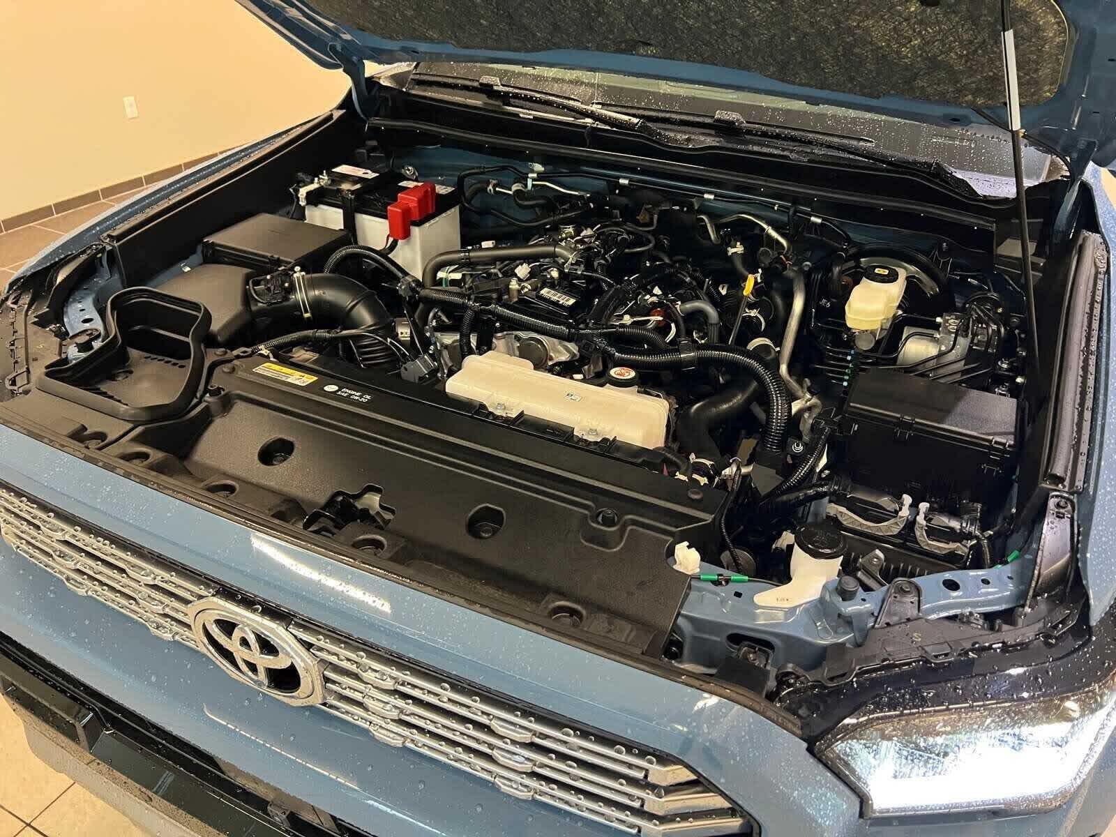 Thumbnail: 2025 Toyota 4Runner - 8