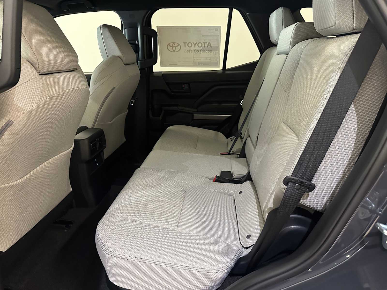 Thumbnail: 2026 Toyota 4Runner - 25