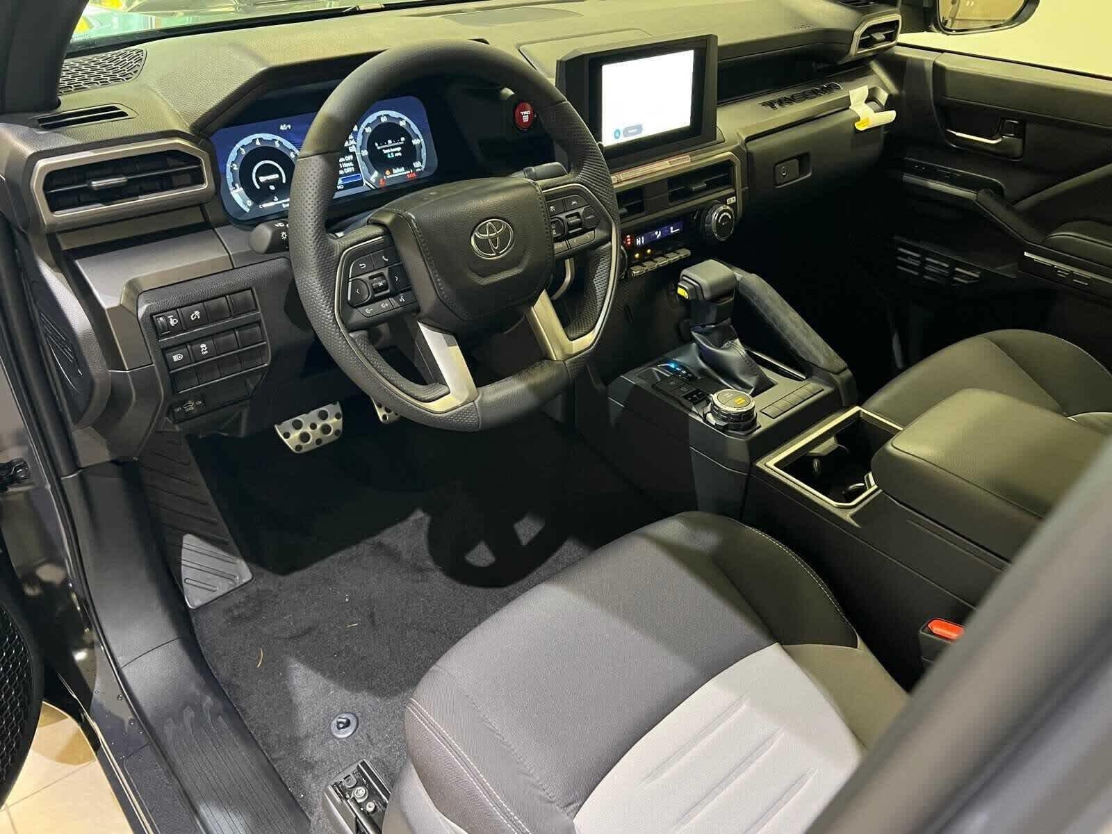 Thumbnail: 2025 Toyota Tacoma - 2