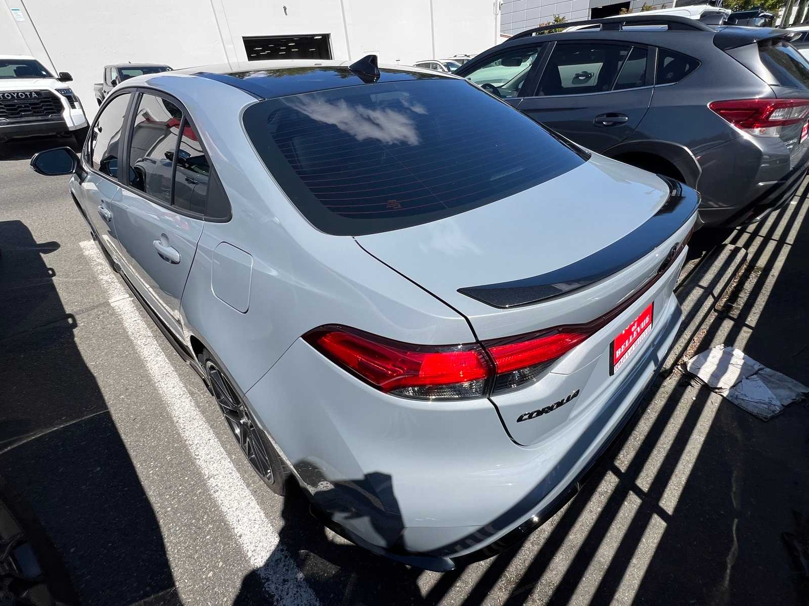 Thumbnail: 2022 Toyota Corolla - 10