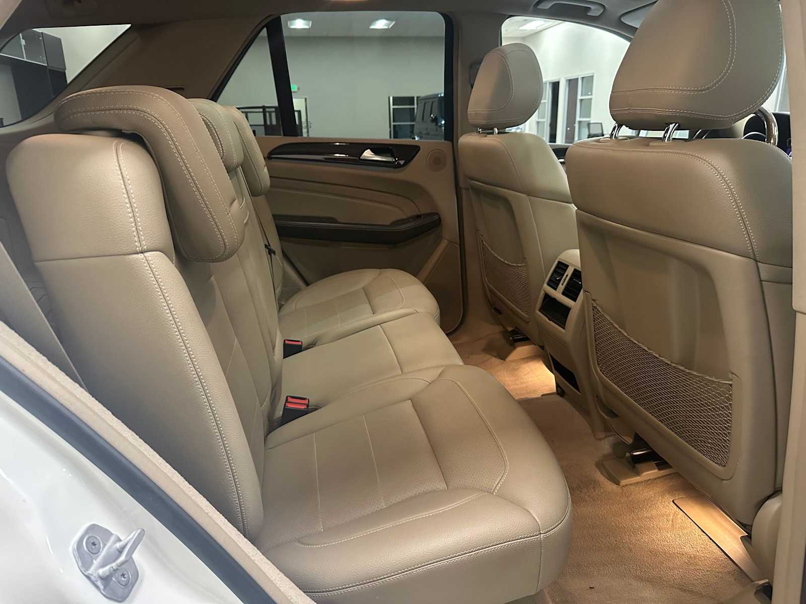 Thumbnail: 2015 Mercedes-Benz M-Class - 27