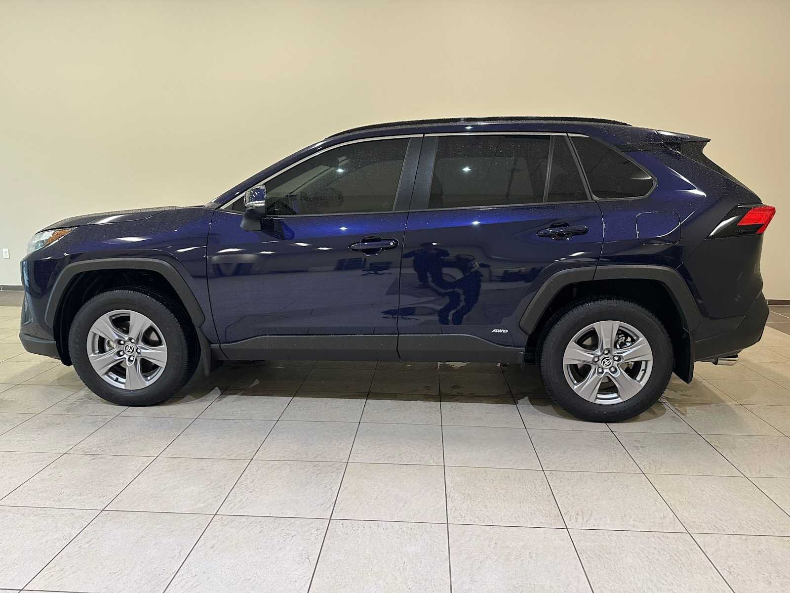 Thumbnail: 2025 Toyota RAV4 - 7