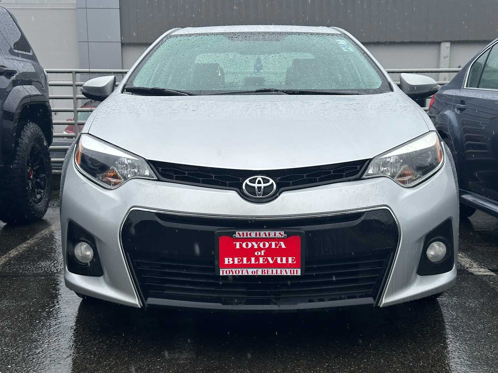 Thumbnail: 2015 Toyota Corolla - 2