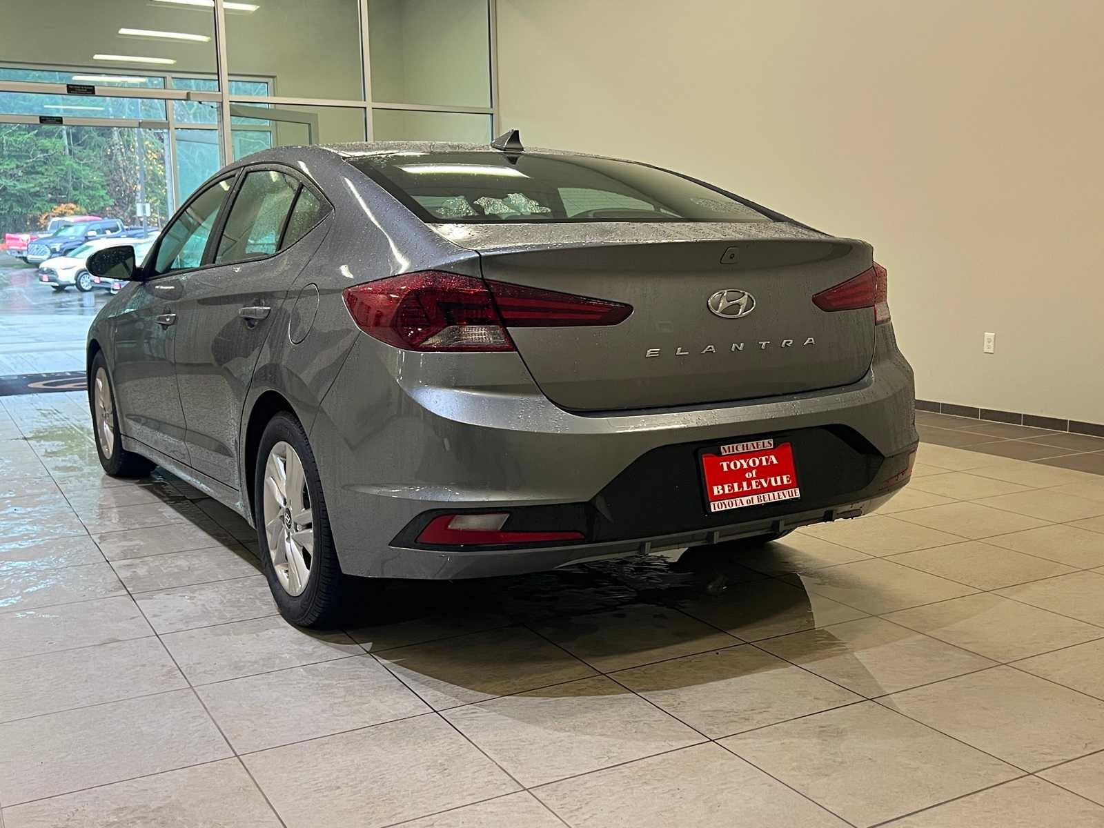 Thumbnail: 2019 Hyundai Elantra - 4