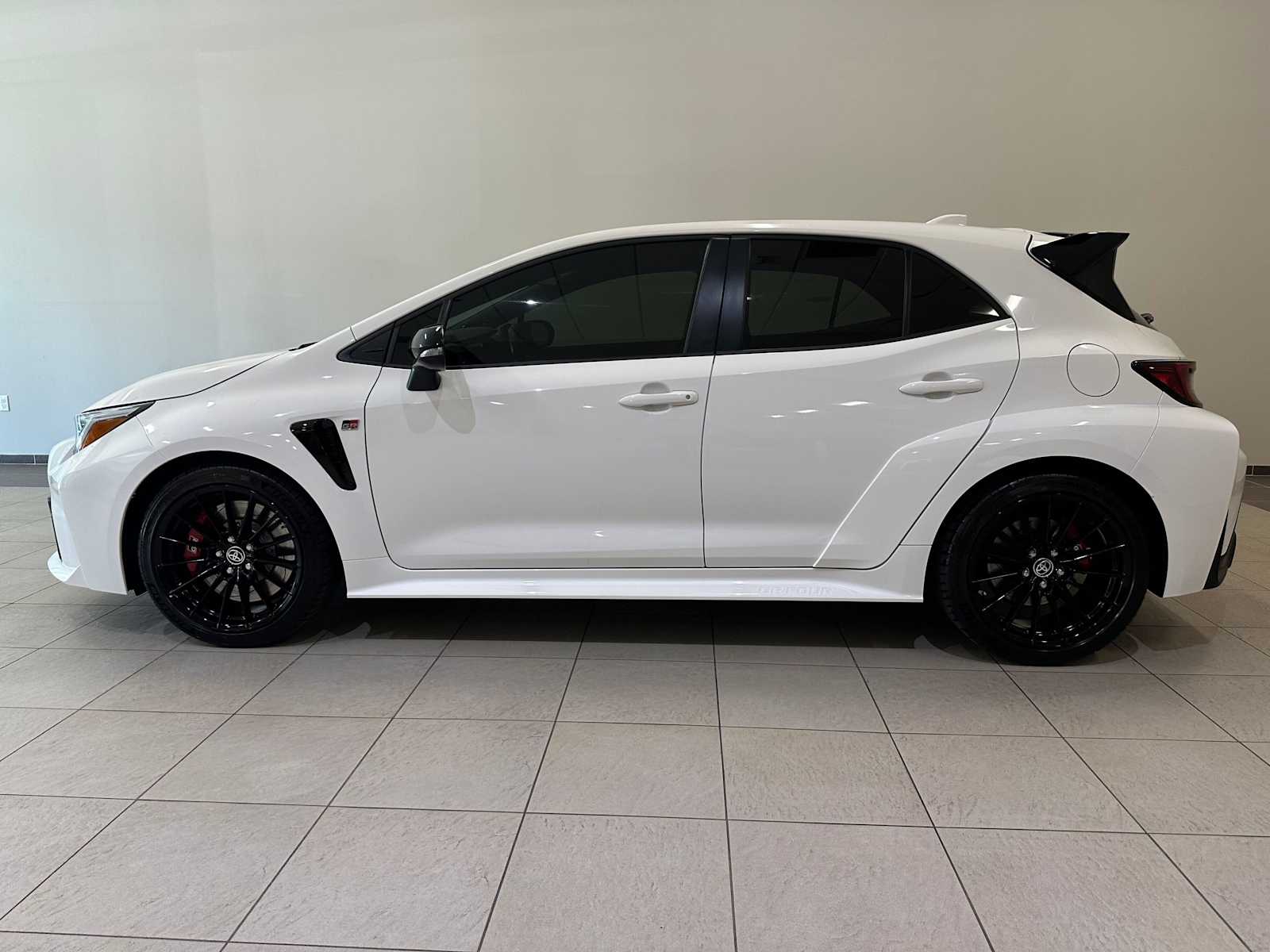 Thumbnail: 2023 Toyota GR Corolla - 4