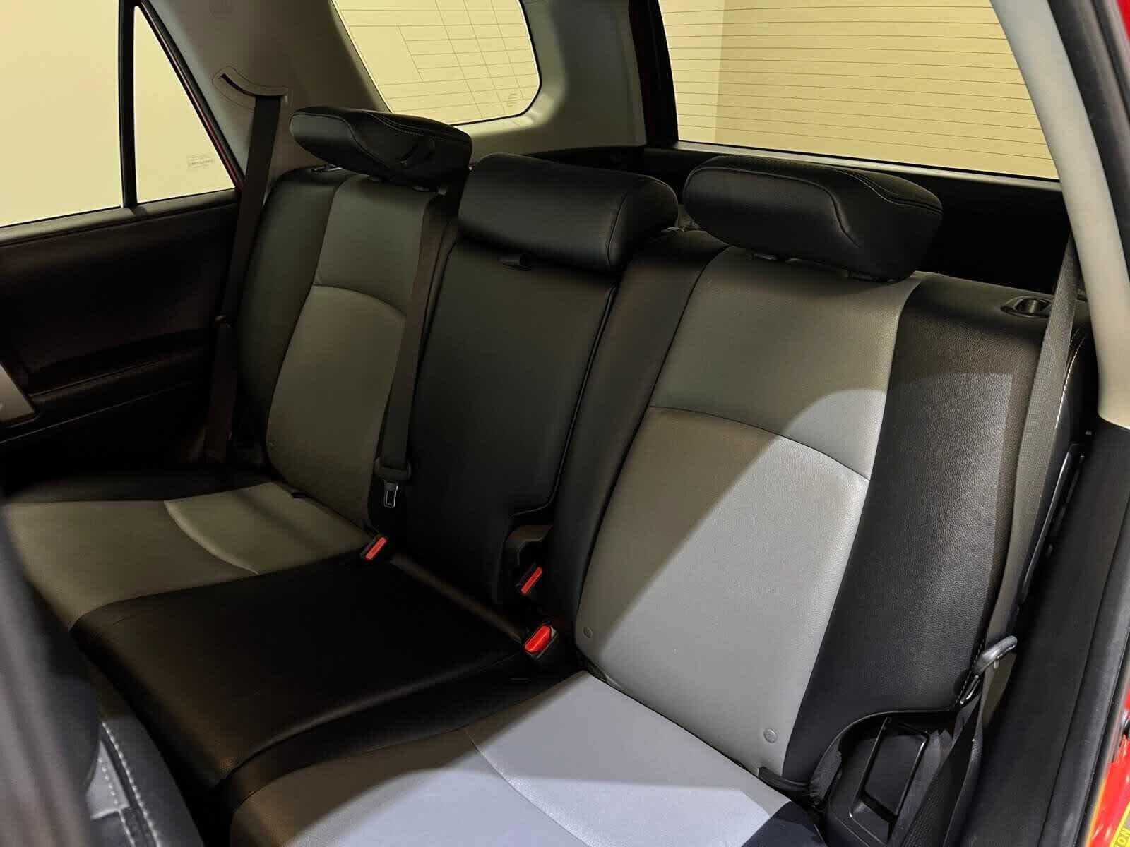 Thumbnail: 2021 Toyota 4Runner - 9