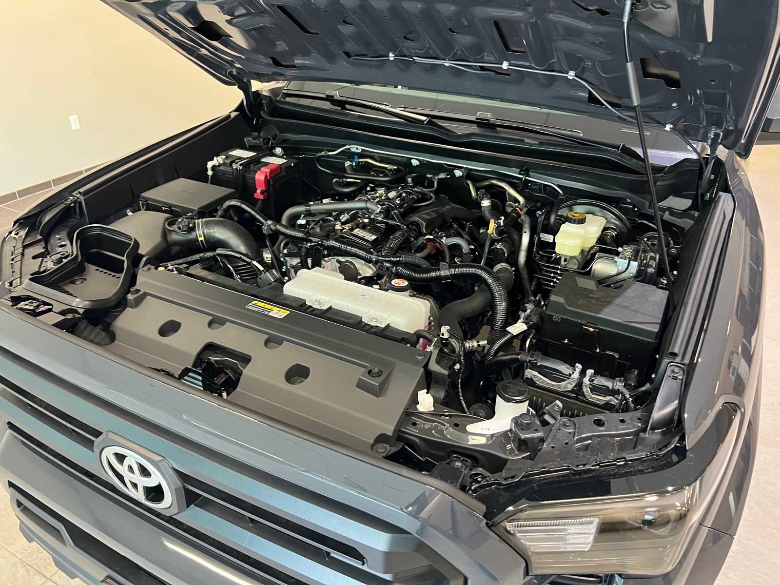 Thumbnail: 2025 Toyota Tacoma - 9