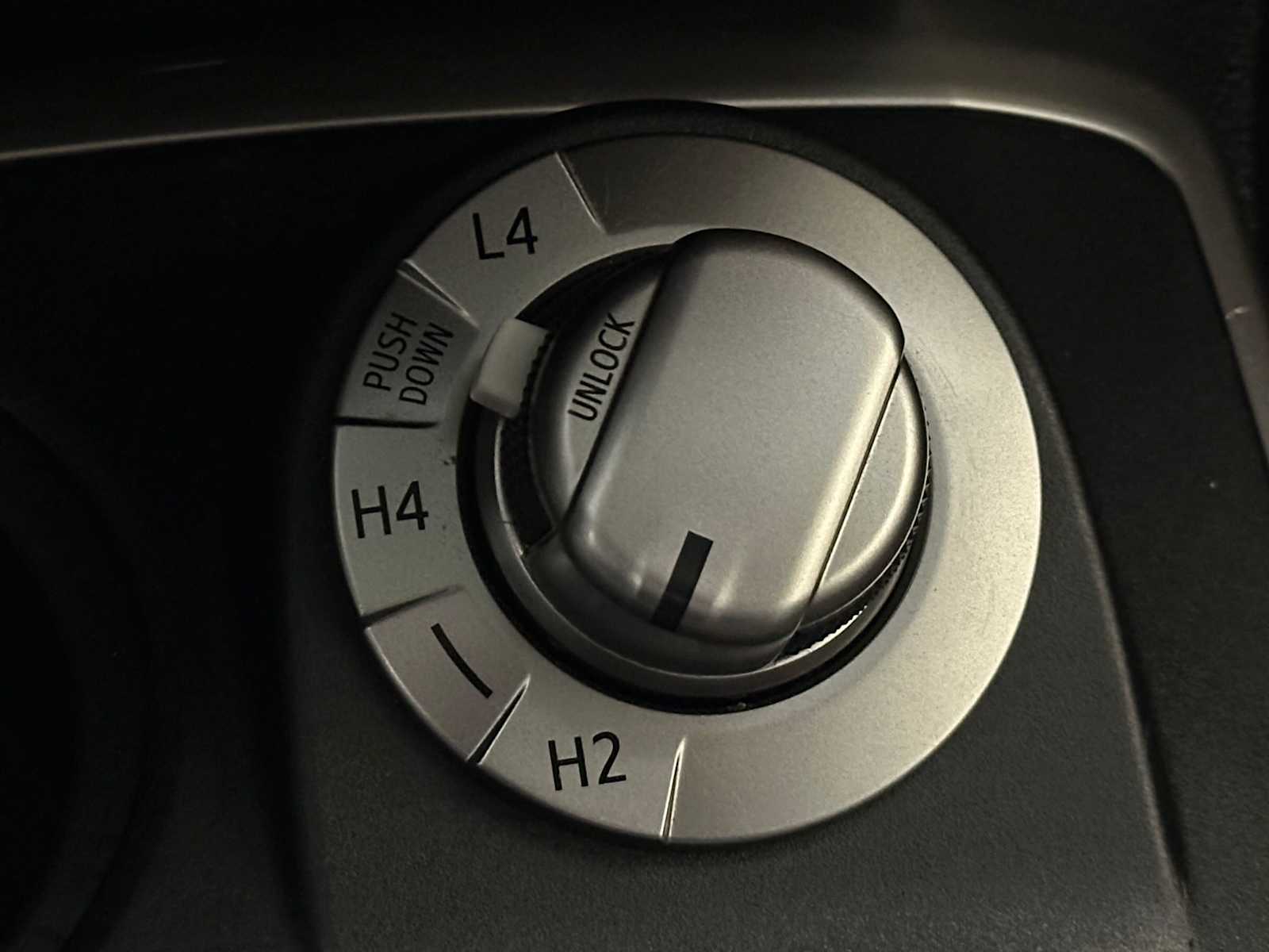 Thumbnail: 2021 Toyota 4Runner - 15