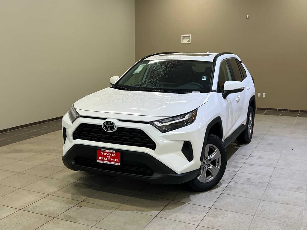 New 2025 Toyota RAV4 XLE SUV