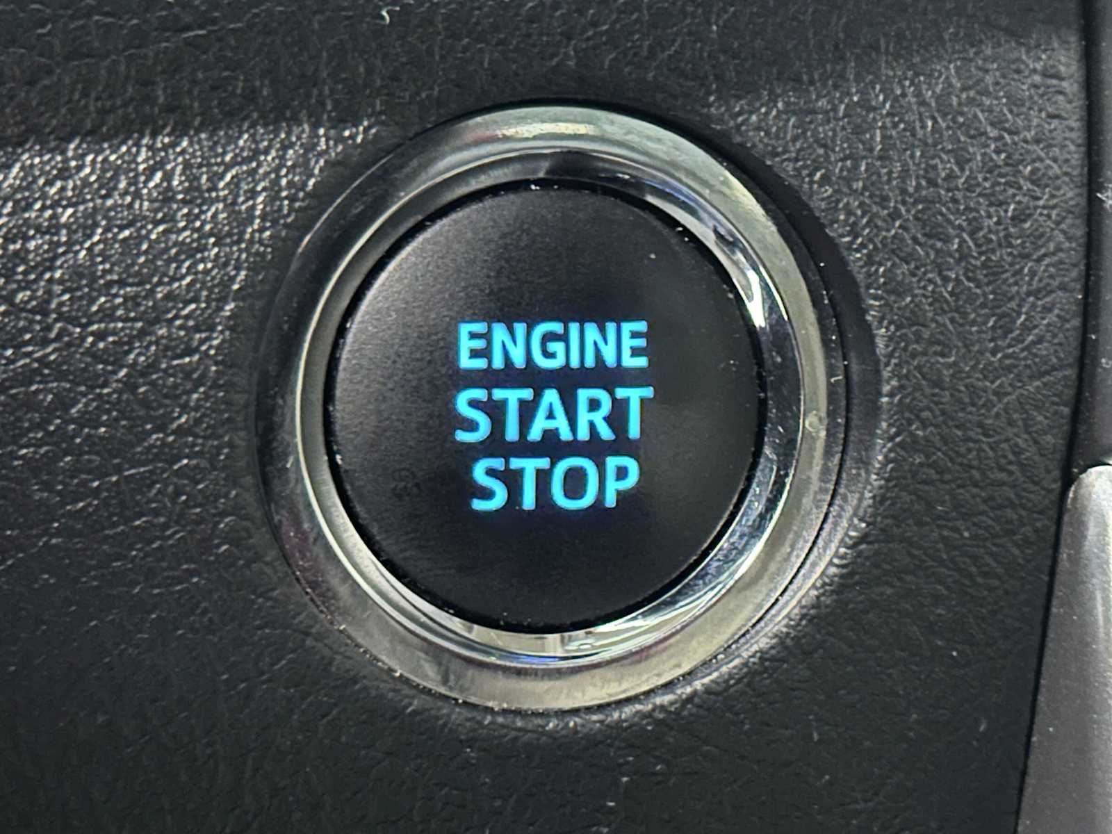 Thumbnail: 2023 Toyota 4Runner - 19