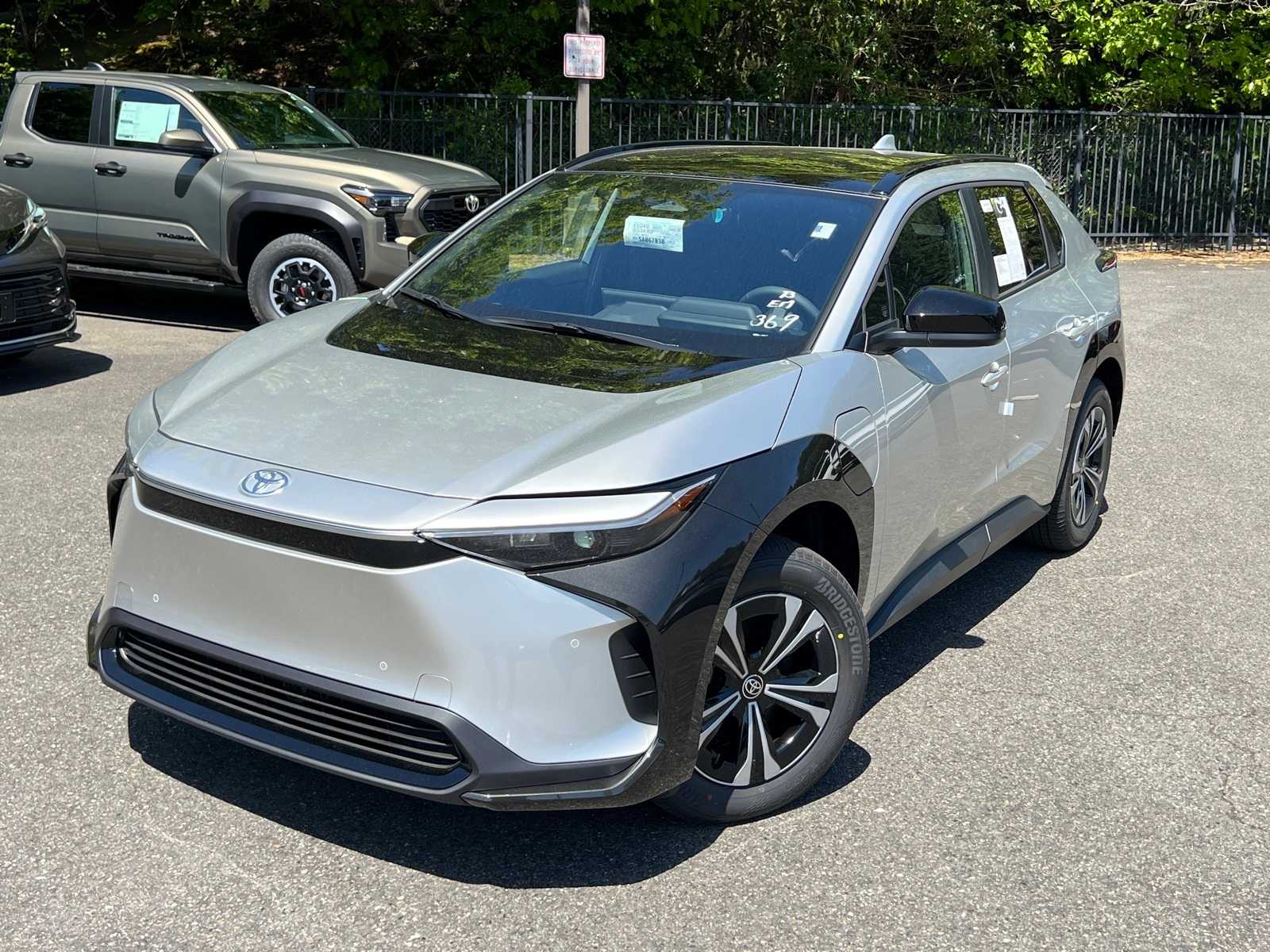 2025 Toyota bZ4X XLE -
                  Bellevue, WA