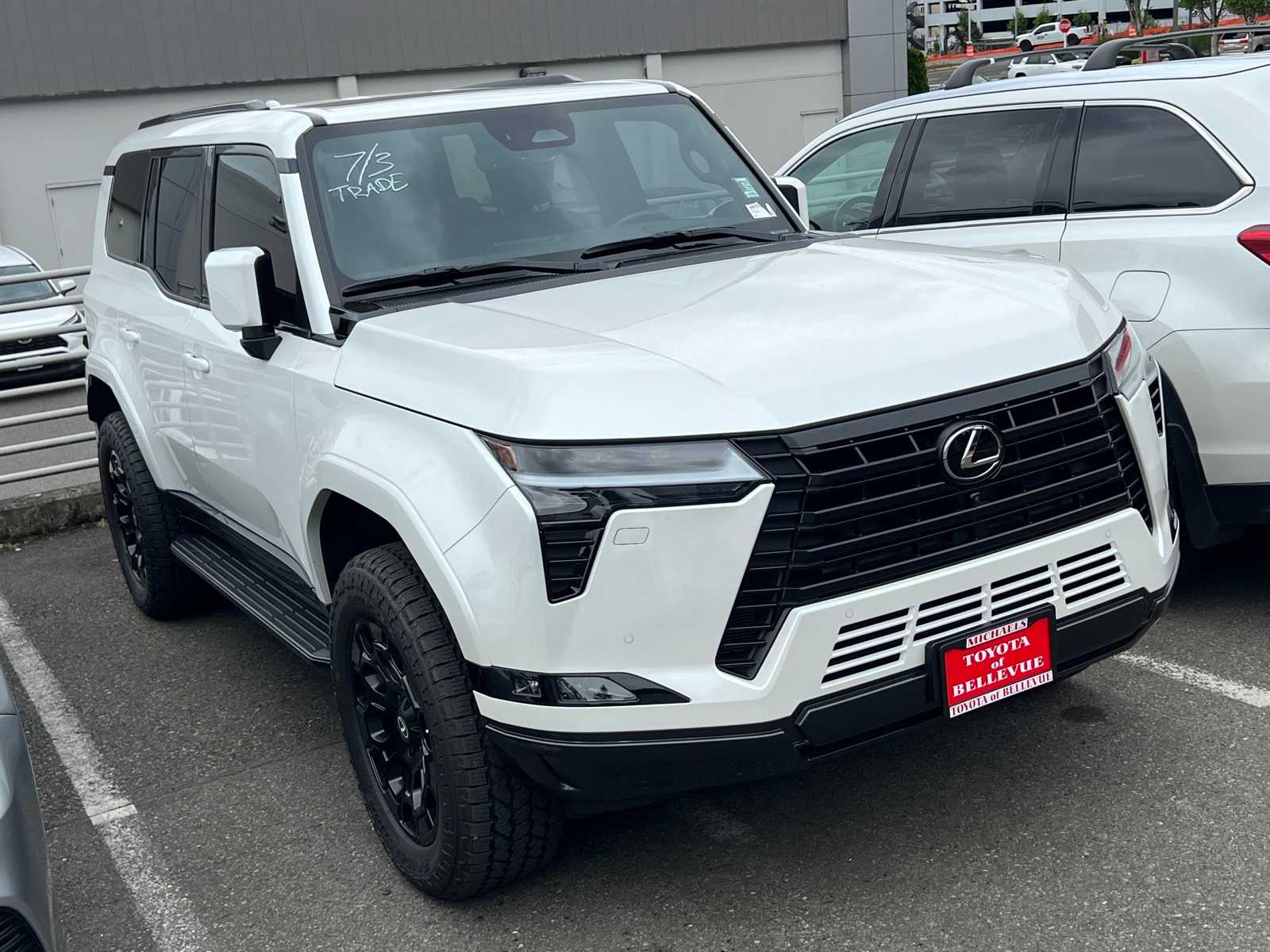 Thumbnail: 2024 Lexus GX - 3
