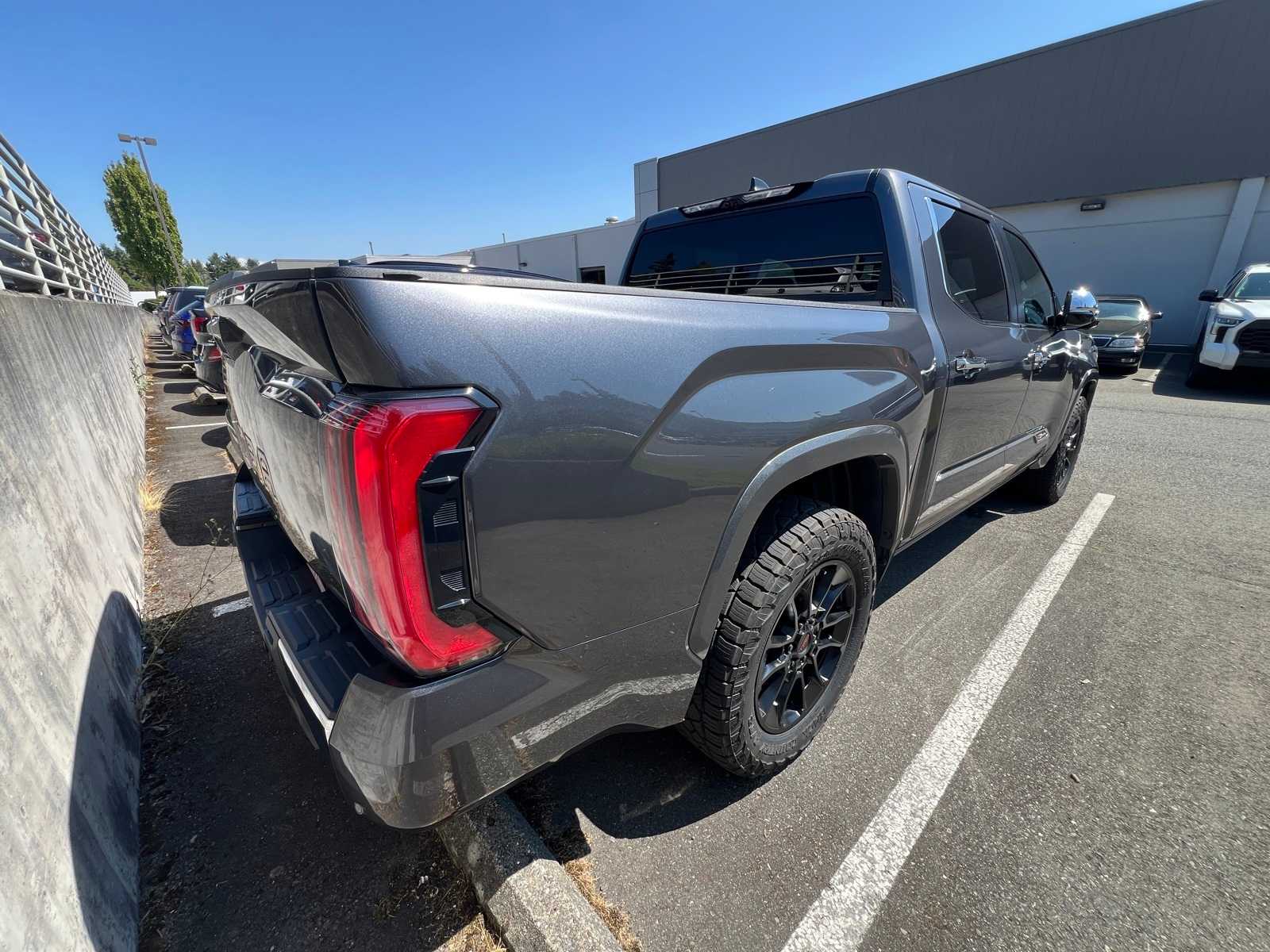 Thumbnail: 2024 Toyota Tundra - 7