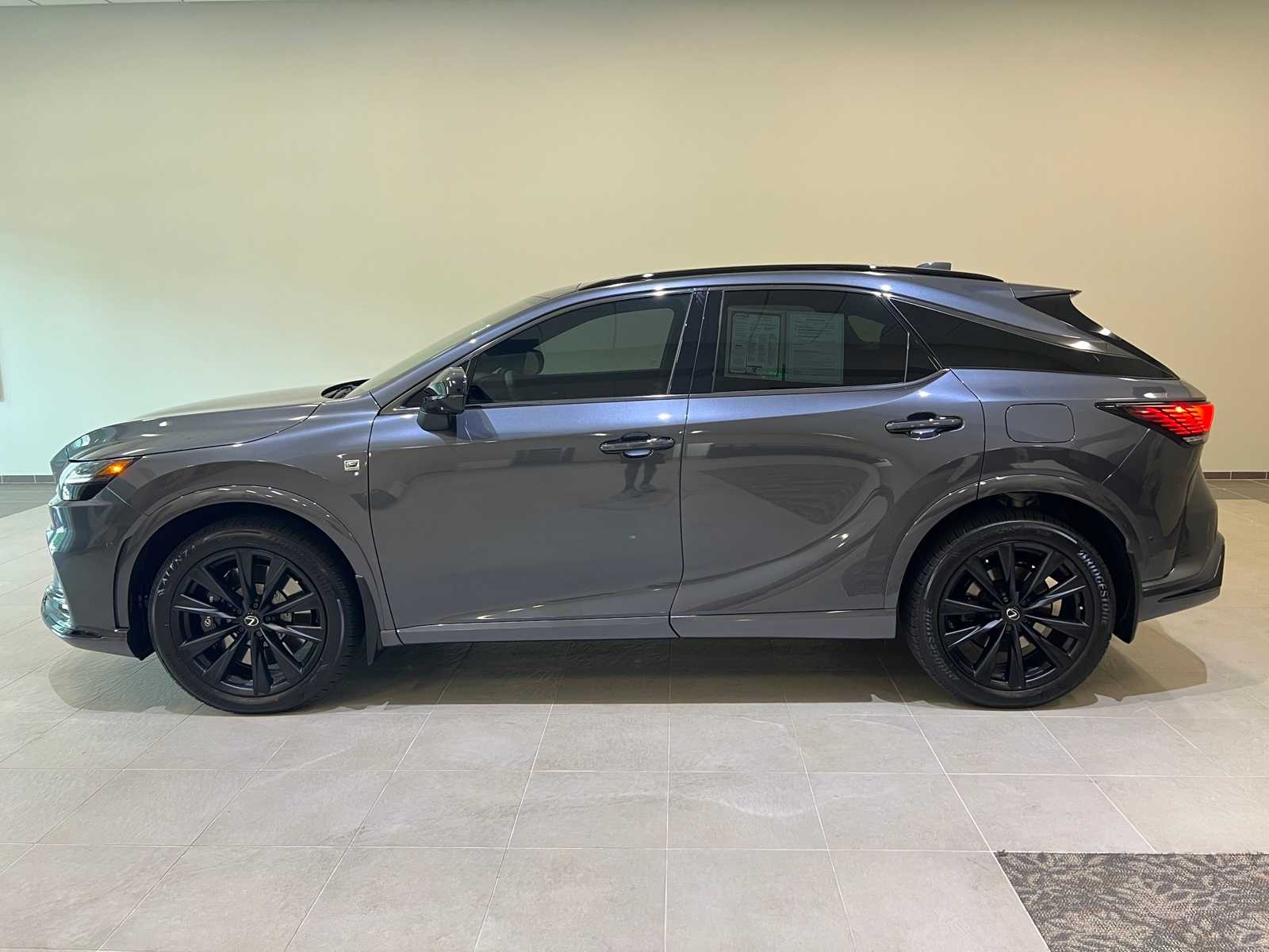 Thumbnail: 2024 Lexus RX - 3