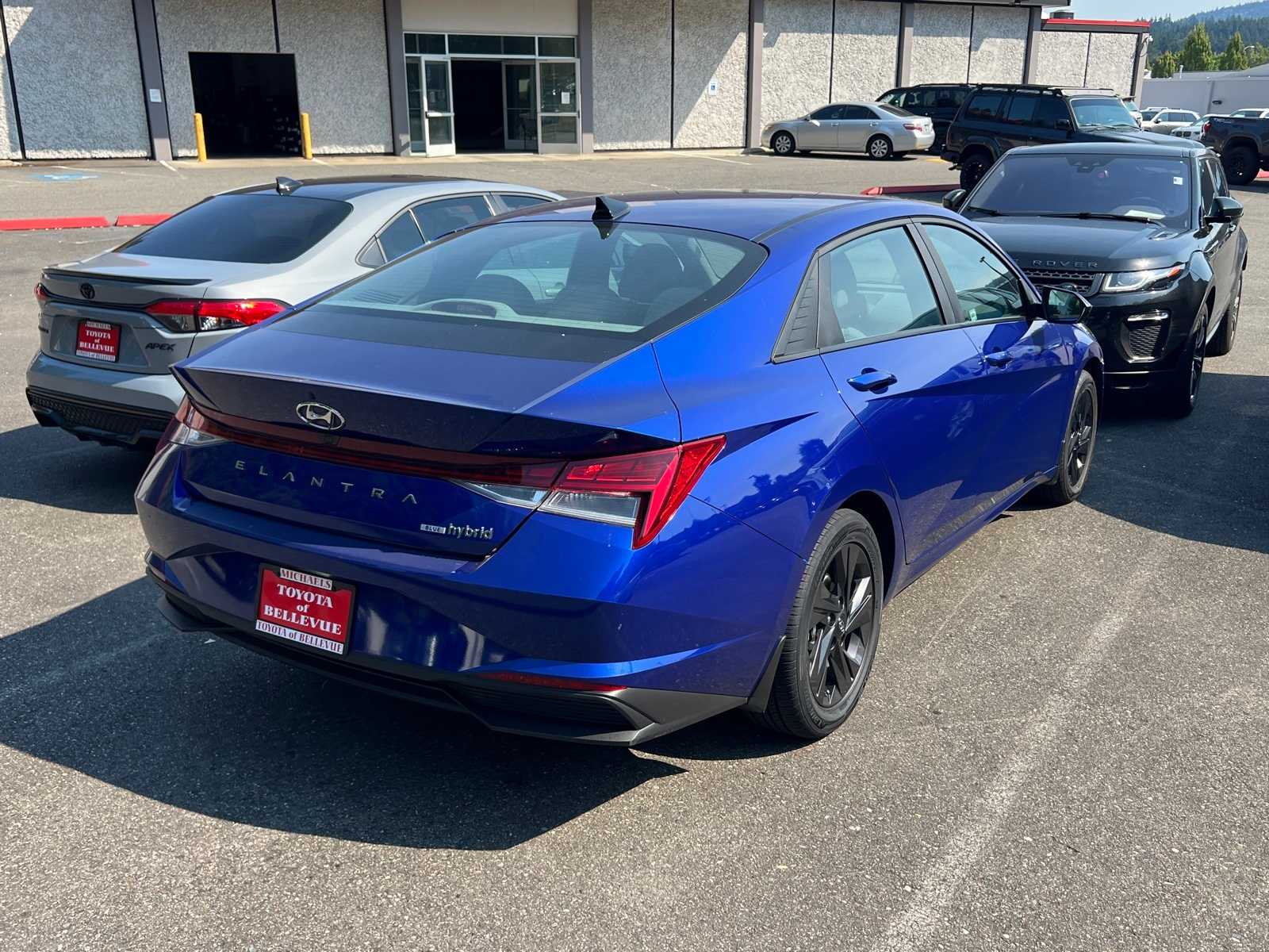 Thumbnail: 2023 Hyundai Elantra - 6