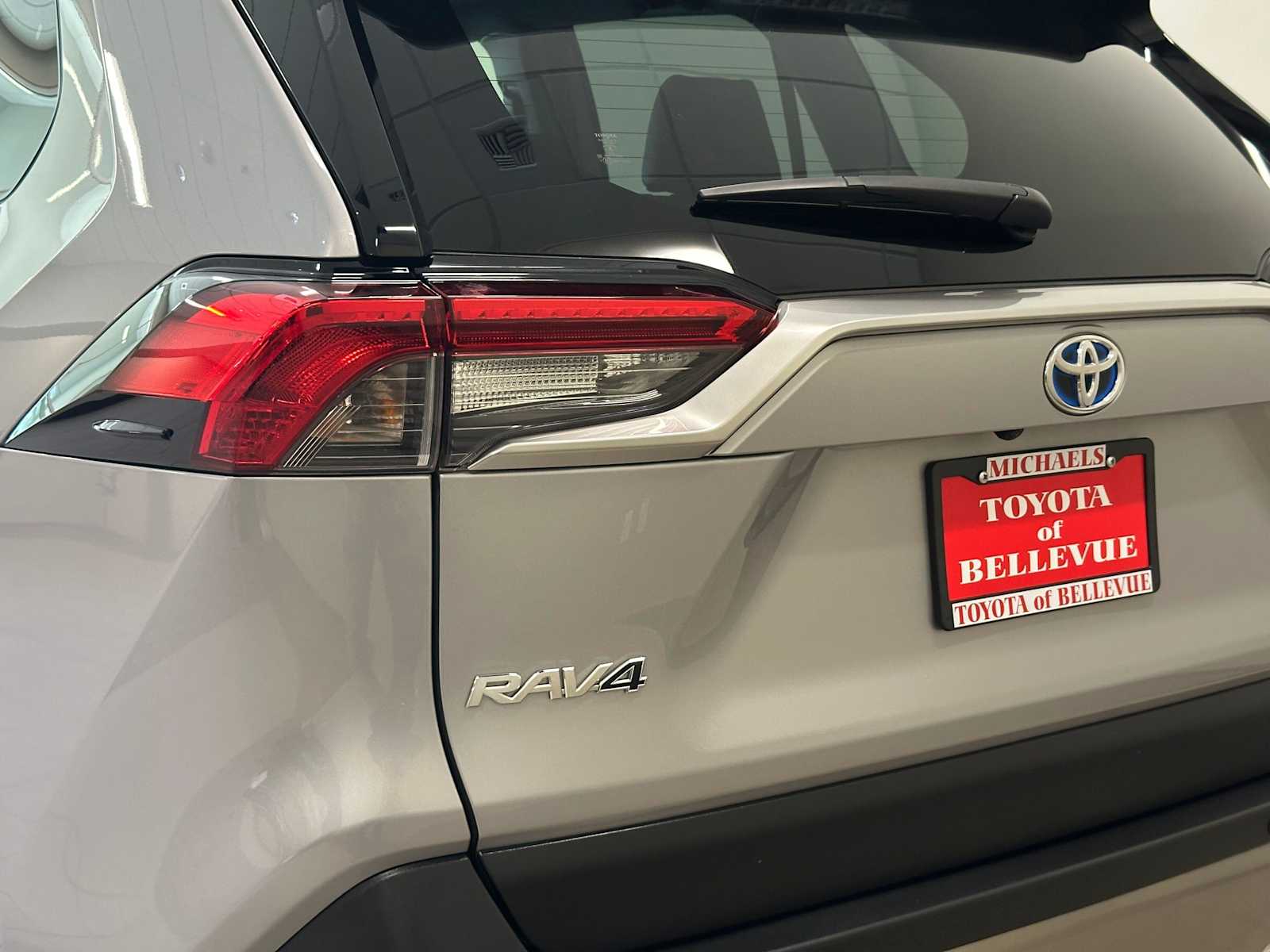 Thumbnail: 2024 Toyota RAV4 - 7