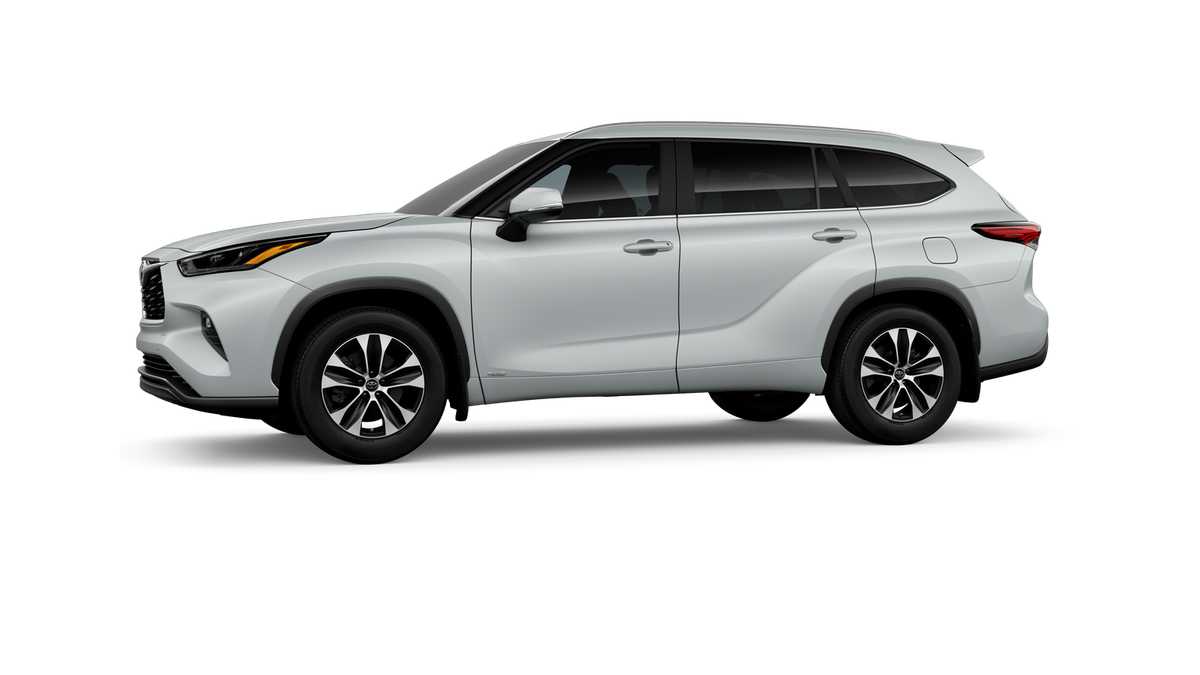 Thumbnail: 2026 Toyota Highlander - 3