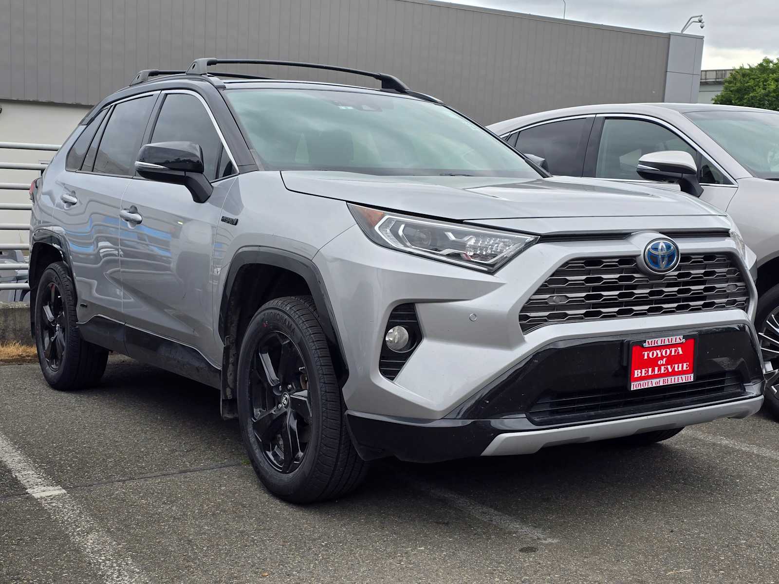 Thumbnail: 2020 Toyota RAV4 - 3
