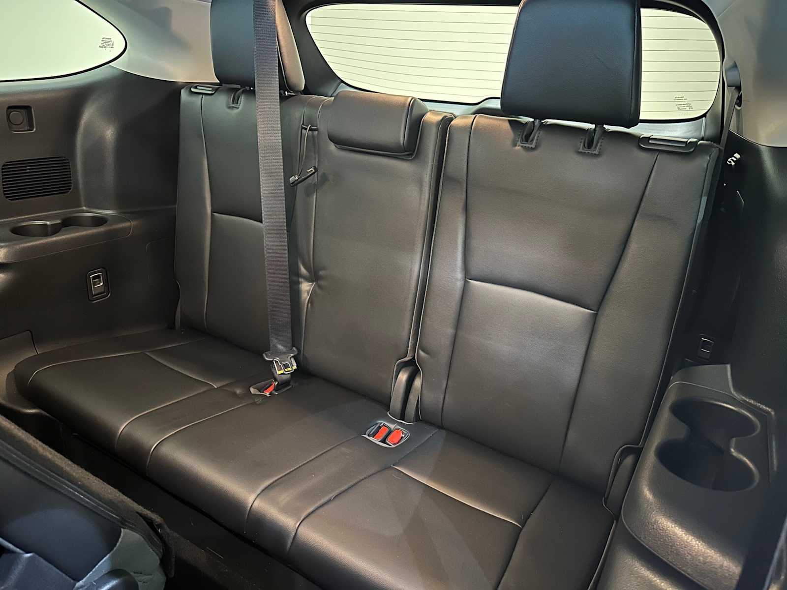 Thumbnail: 2021 Toyota Highlander - 24