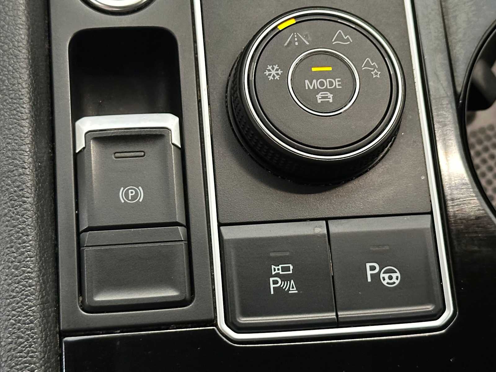 Thumbnail: 2019 Volkswagen Atlas - 17