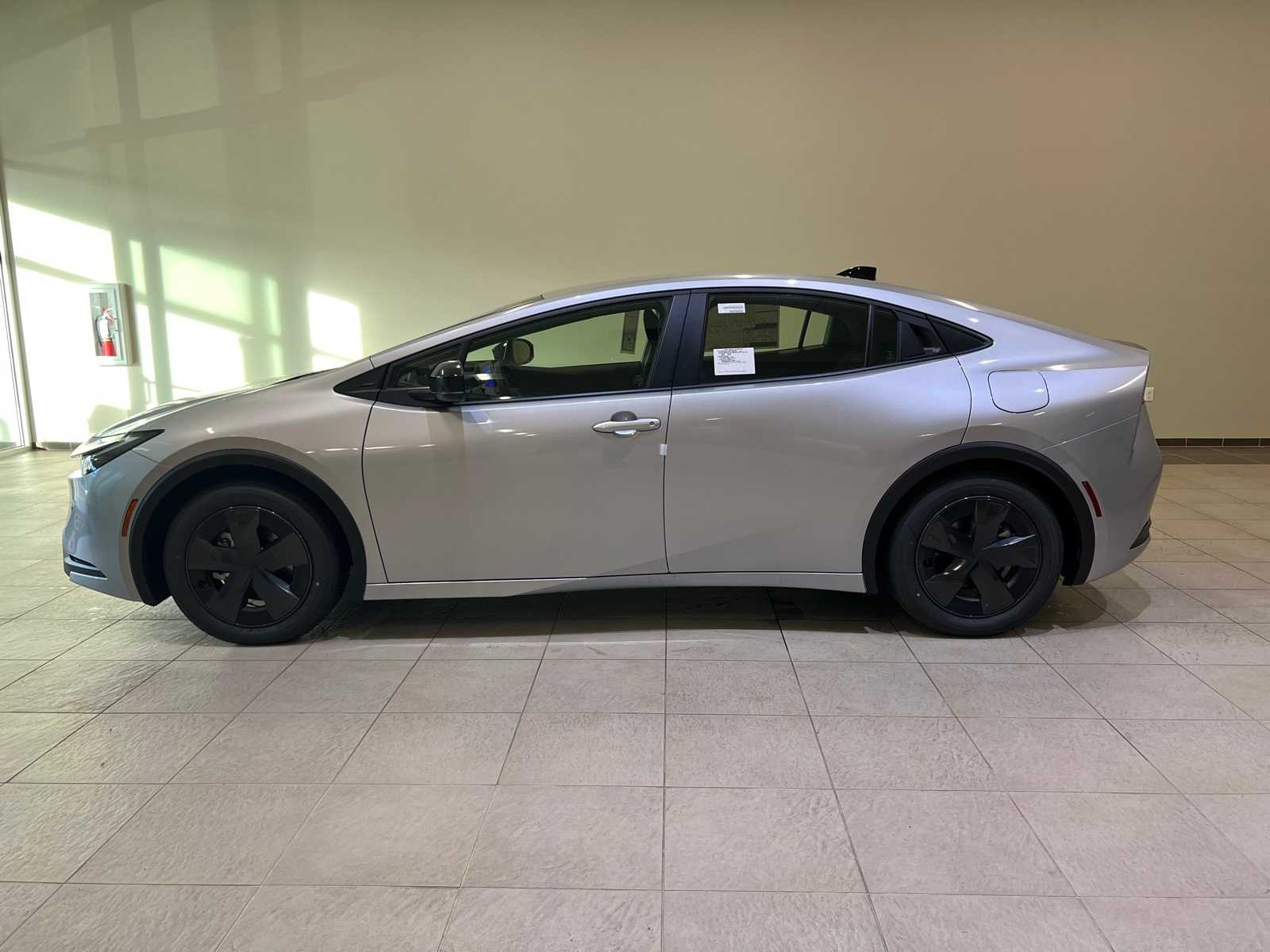 Thumbnail: 2026 Toyota Prius - 3