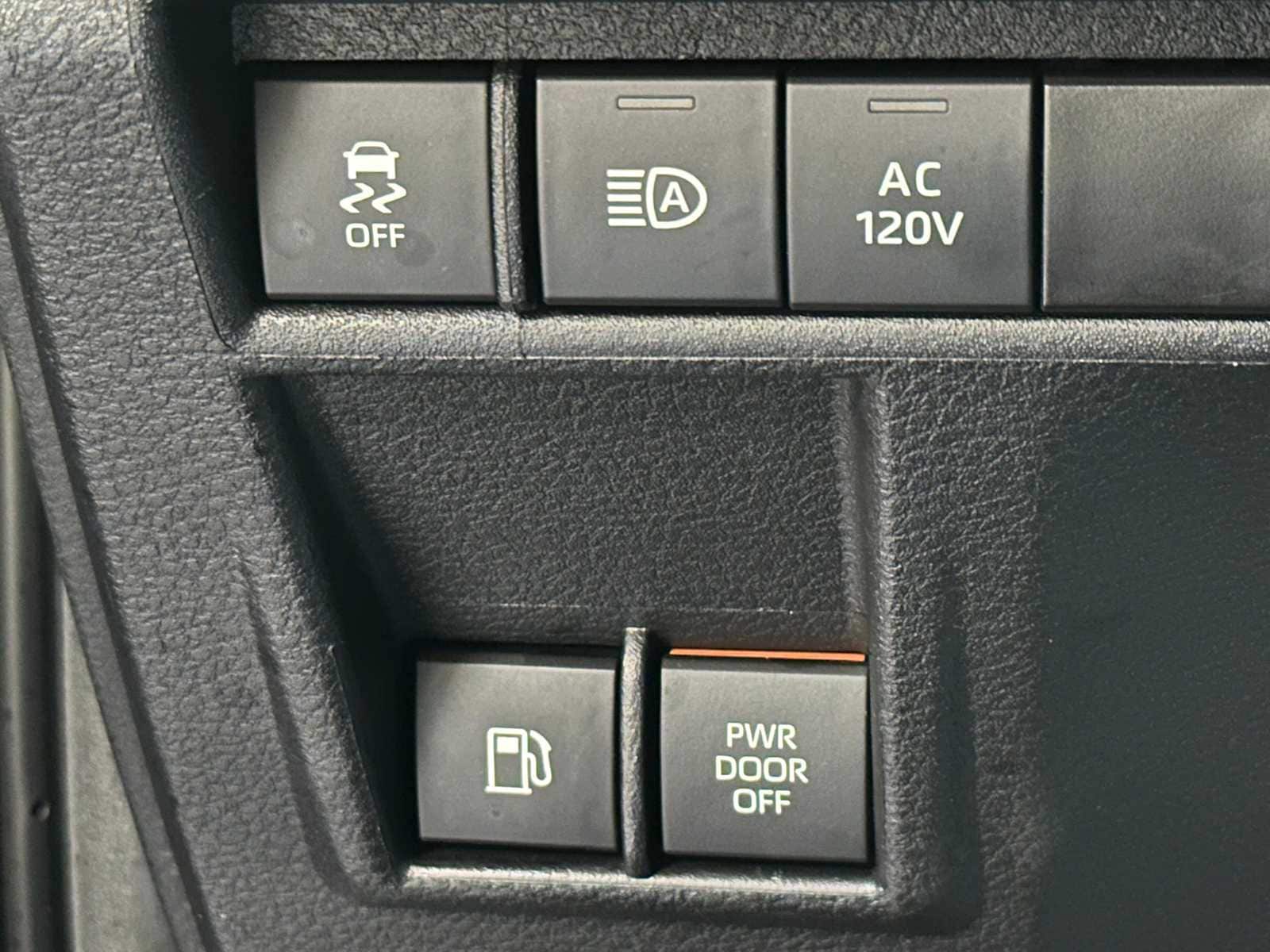 Thumbnail: 2025 Toyota Sienna - 19