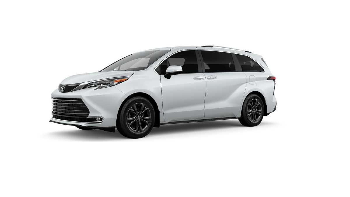 Thumbnail: 2026 Toyota Sienna - 2
