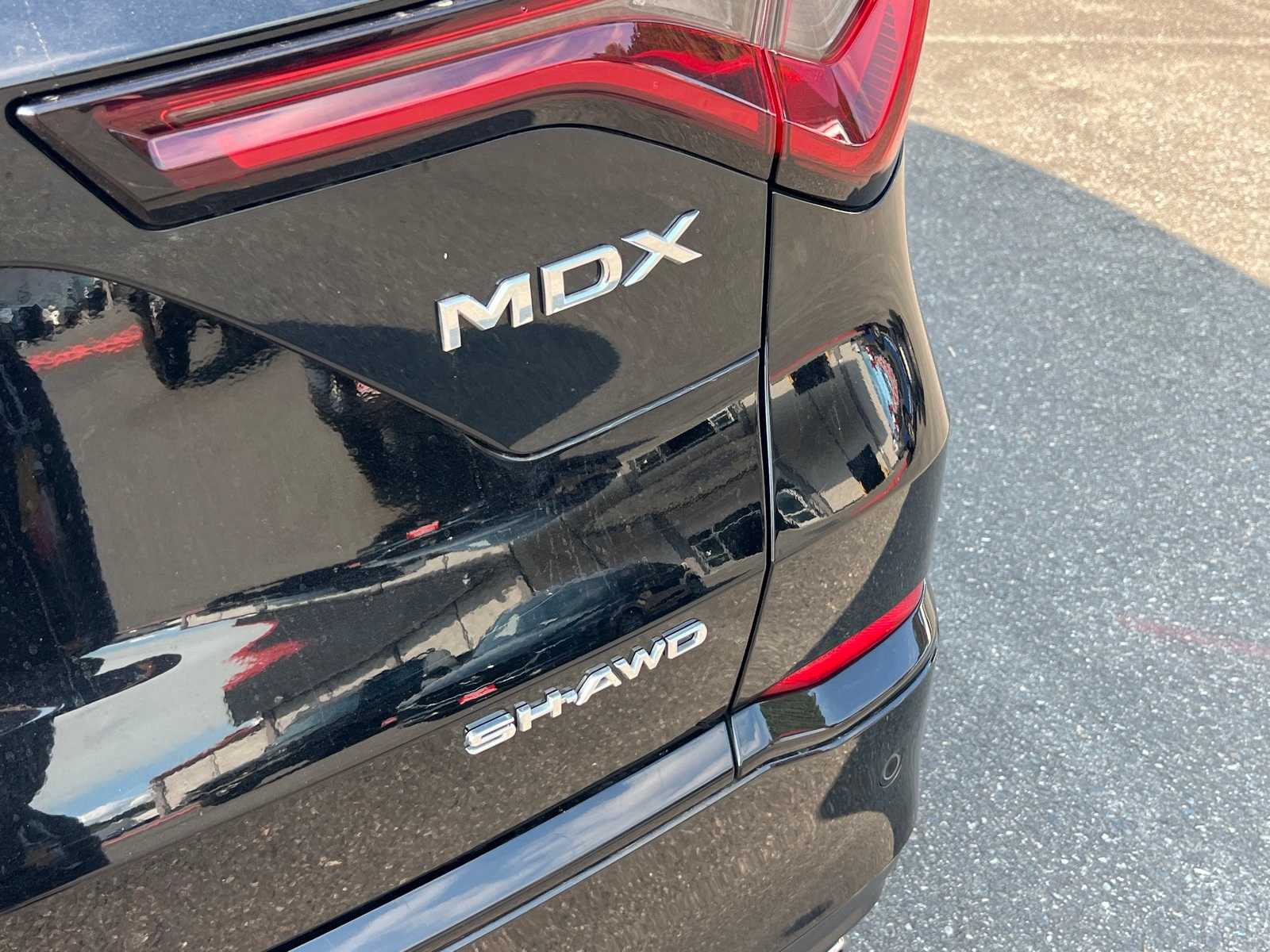 Thumbnail: 2023 Acura MDX - 9
