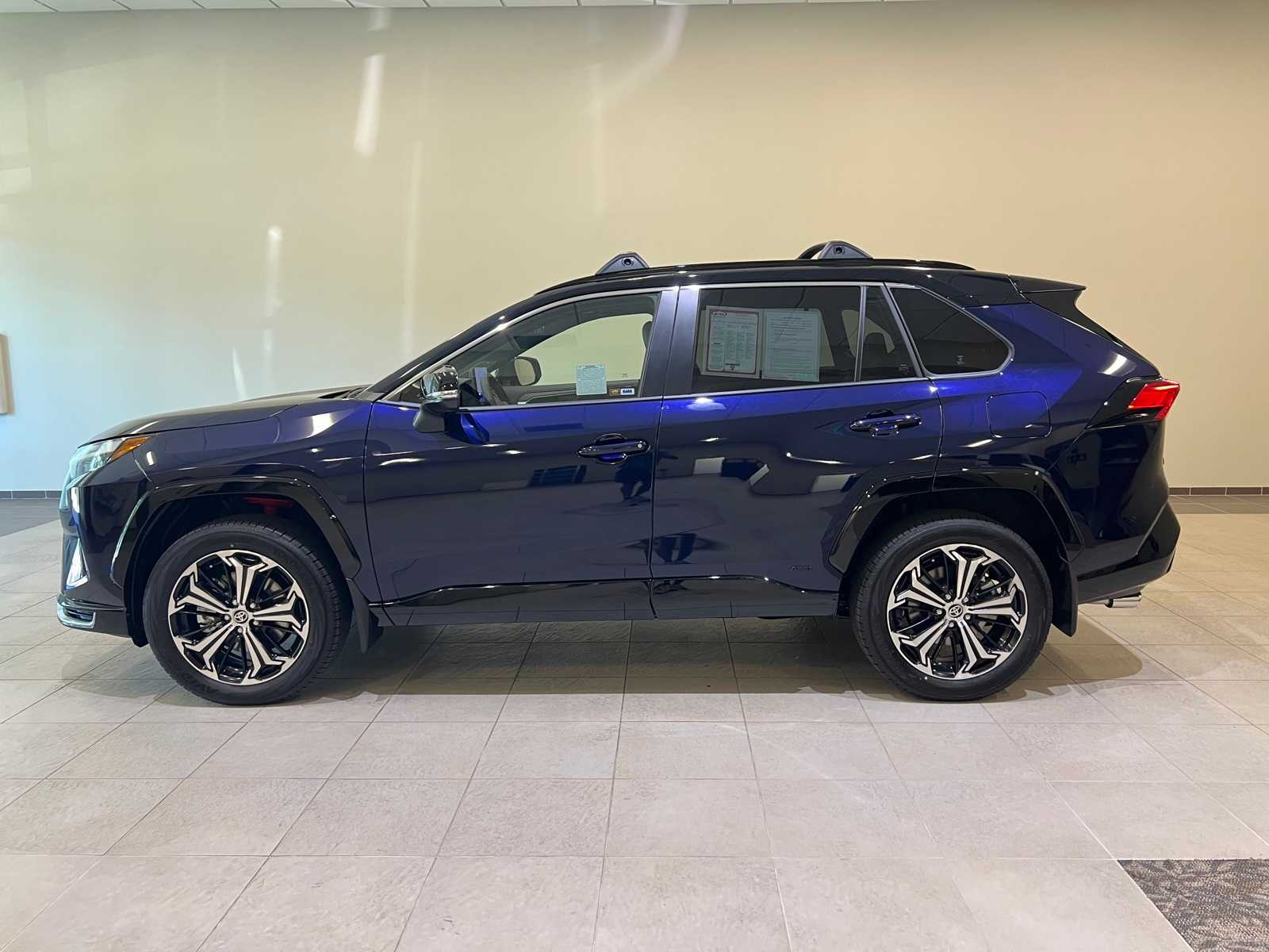 Thumbnail: 2025 Toyota RAV4 - 3