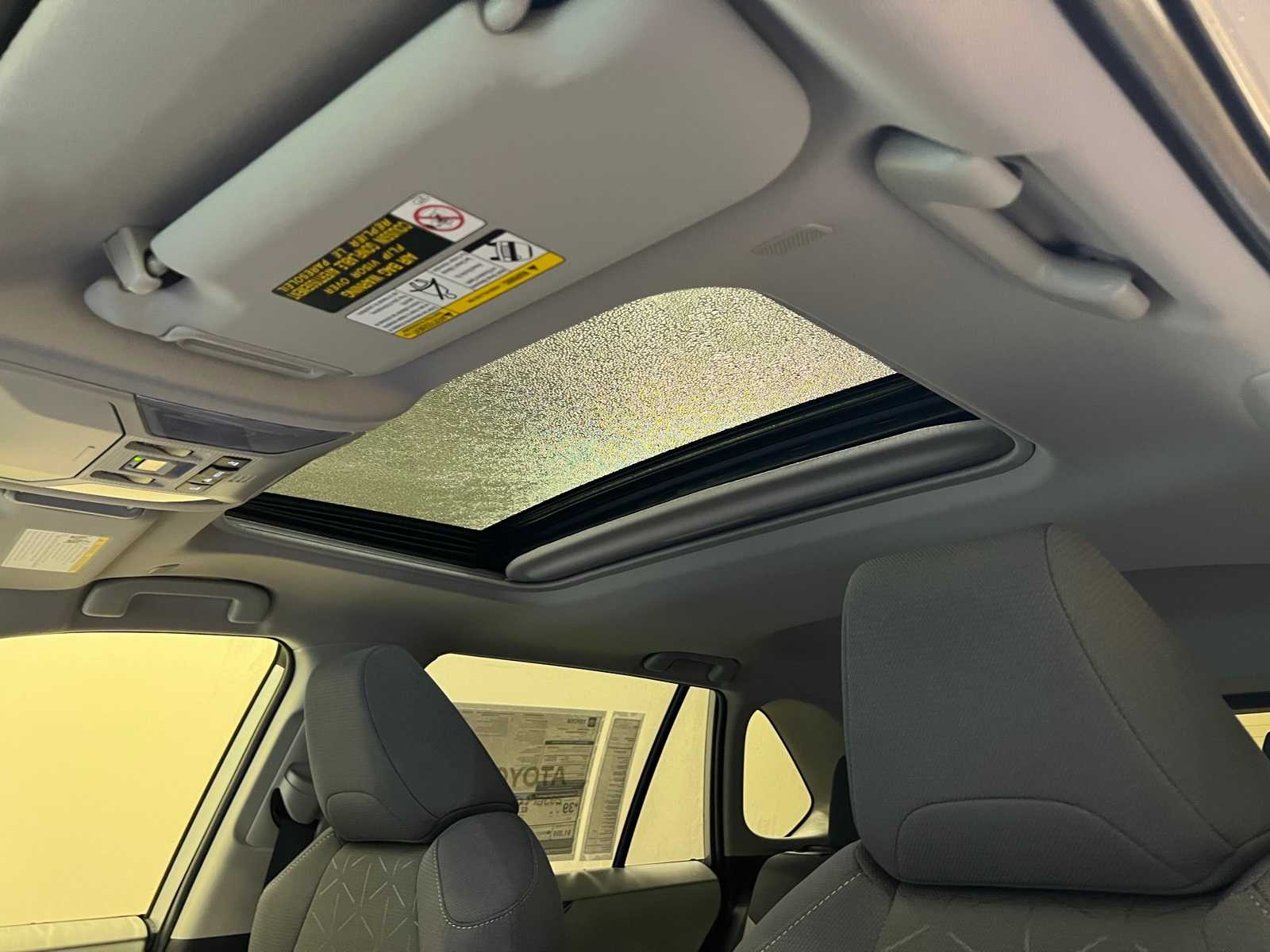 Thumbnail: 2025 Toyota RAV4 - 17