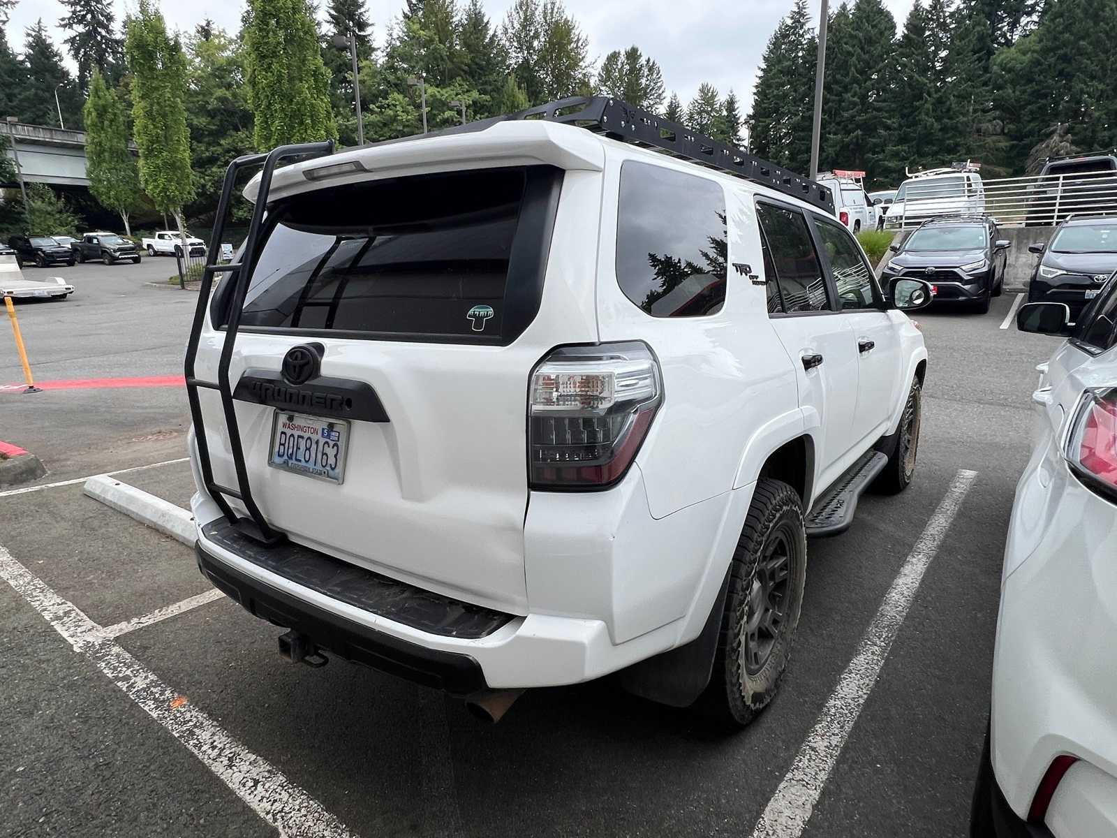 Thumbnail: 2018 Toyota 4Runner - 10
