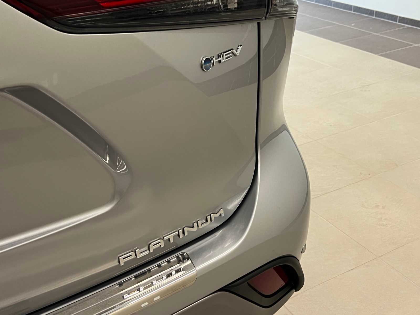Thumbnail: 2025 Toyota Highlander - 6